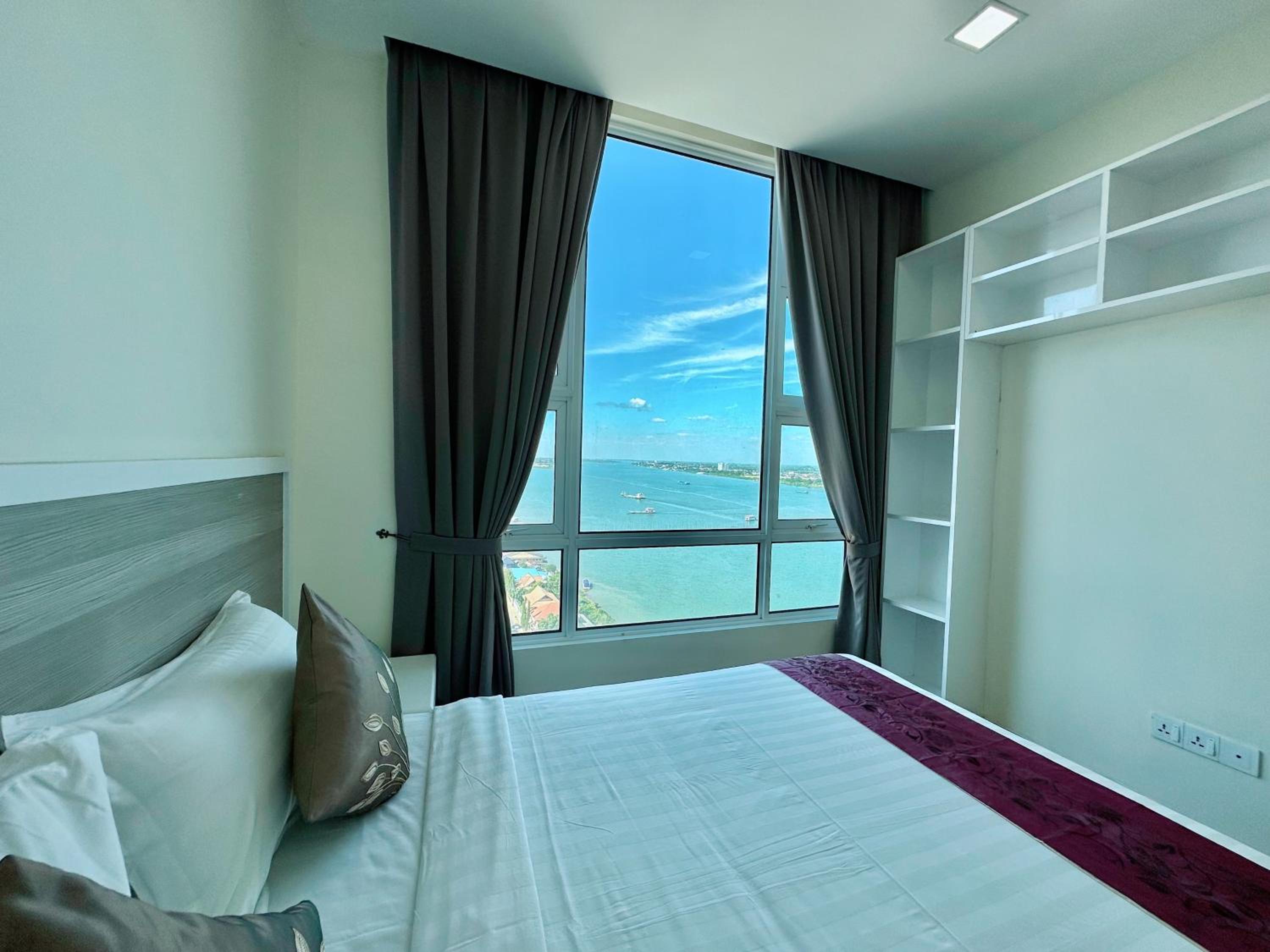 Infinity 28 Hotel and Residence