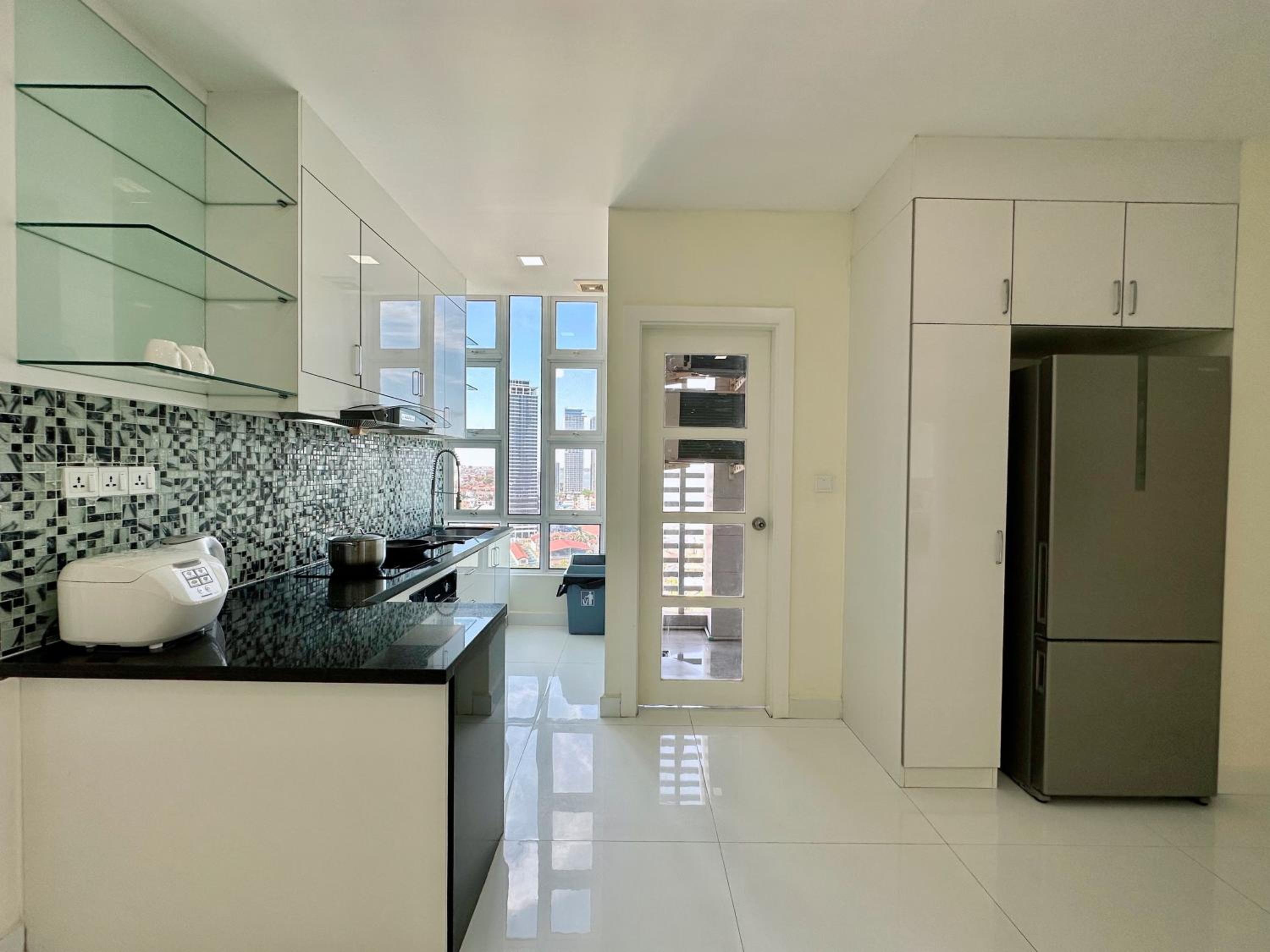 Infinity 28 Hotel and Residence