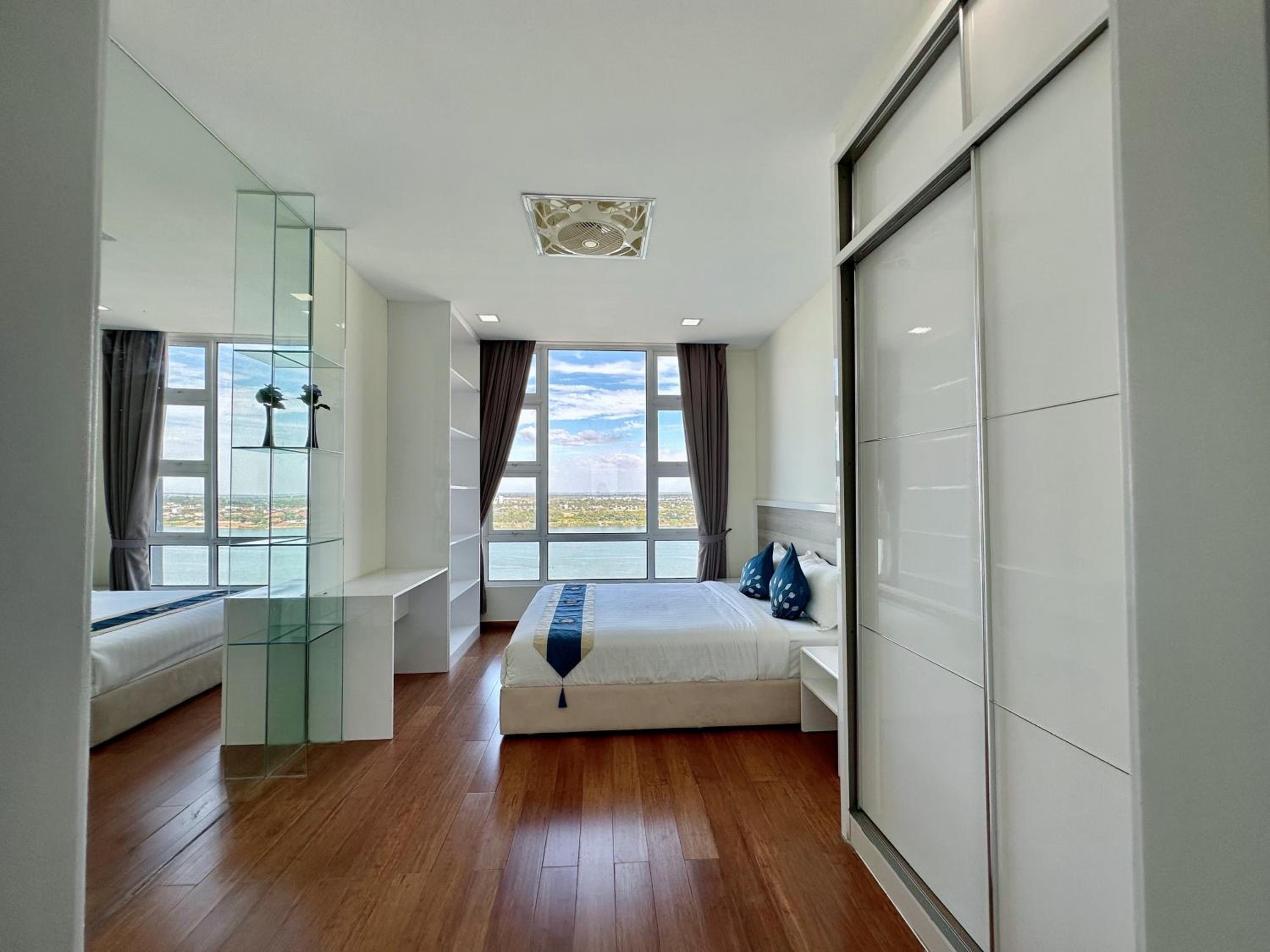 Infinity 28 Hotel and Residence