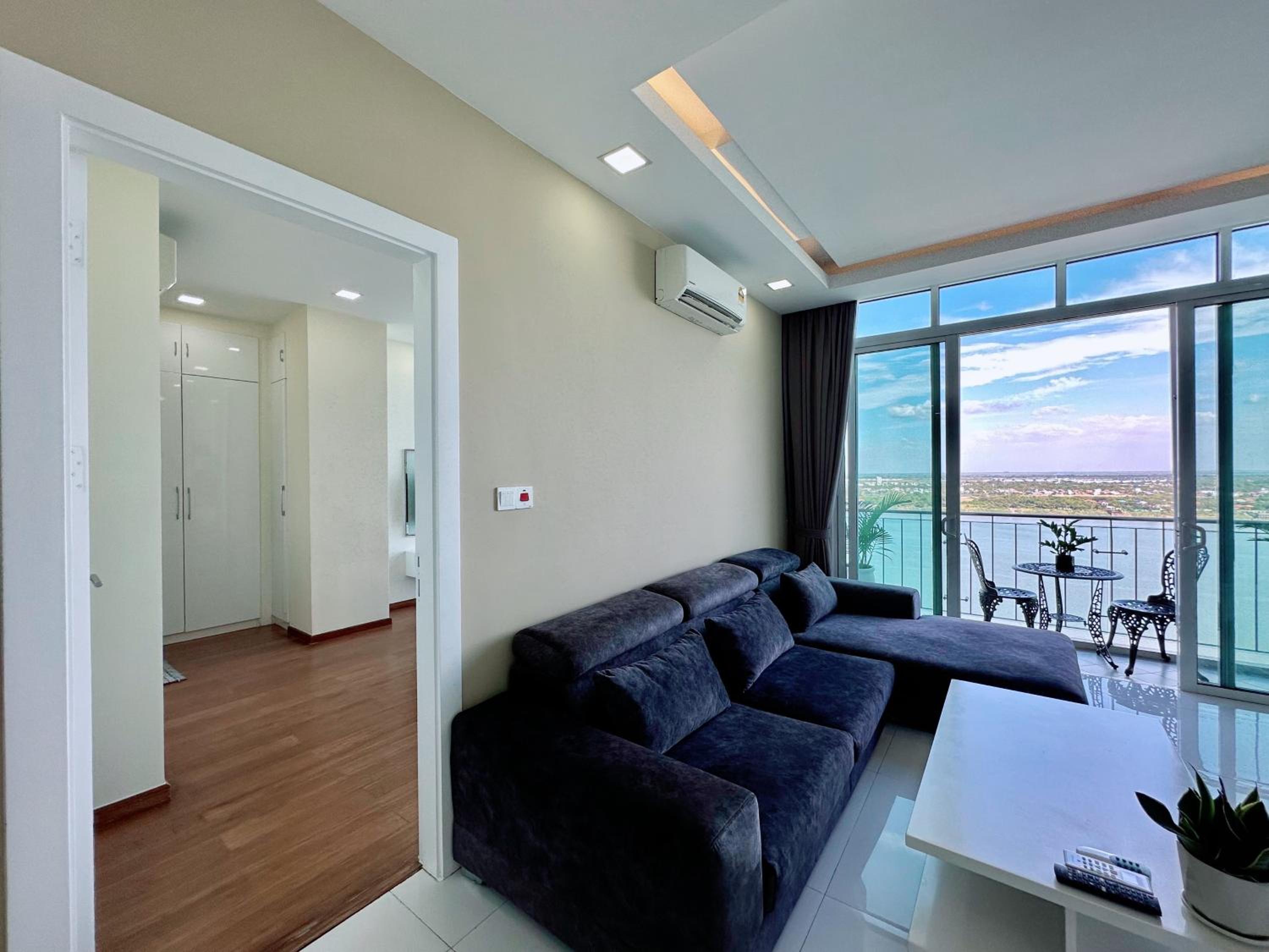 Infinity 28 Hotel and Residence