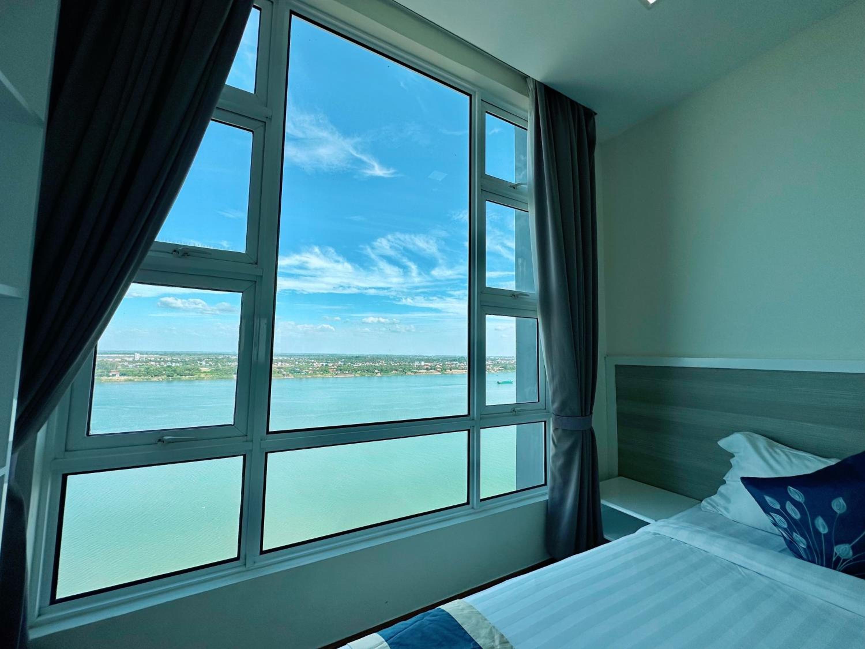 Infinity 28 Hotel and Residence