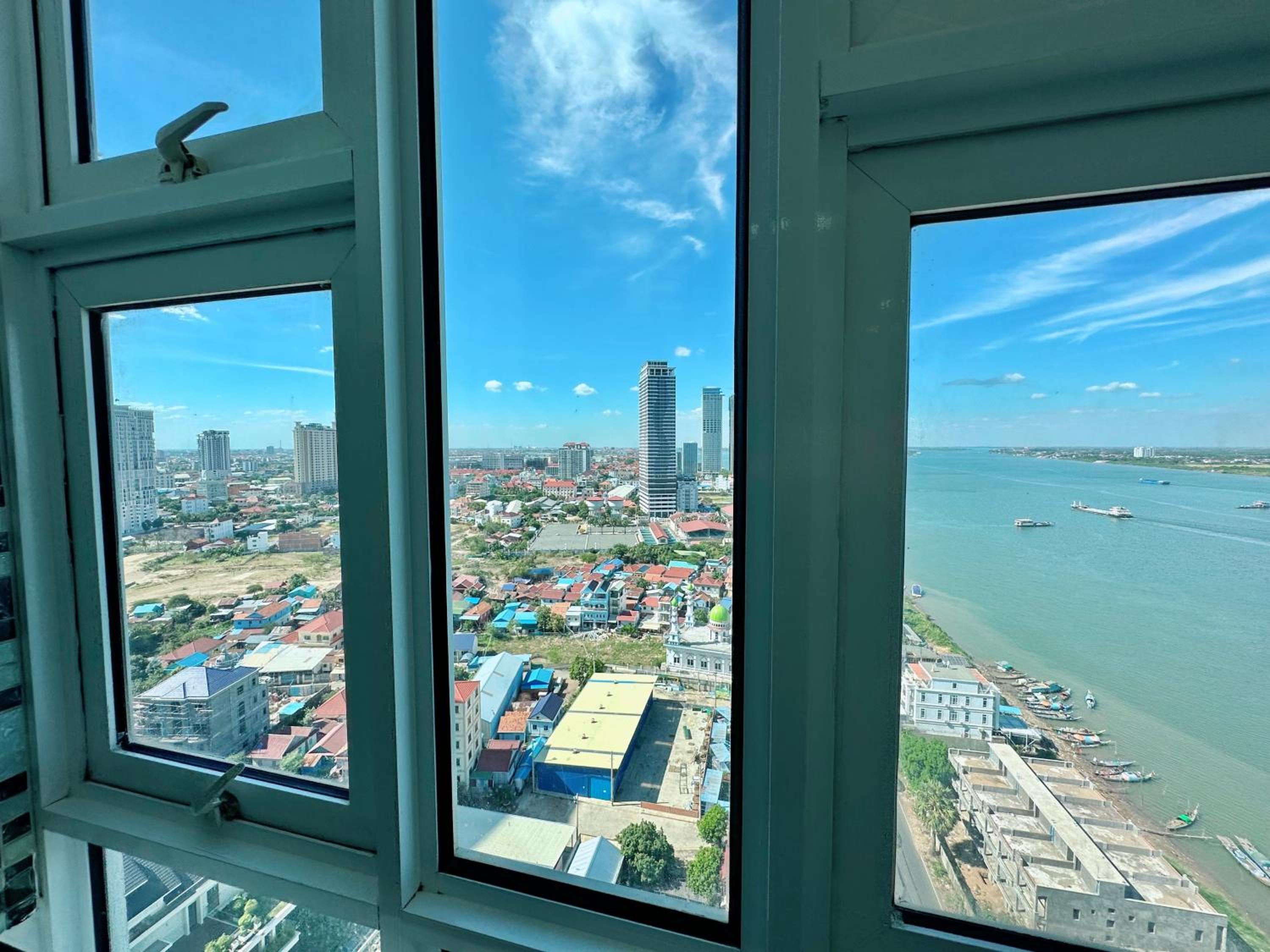 Infinity 28 Hotel and Residence