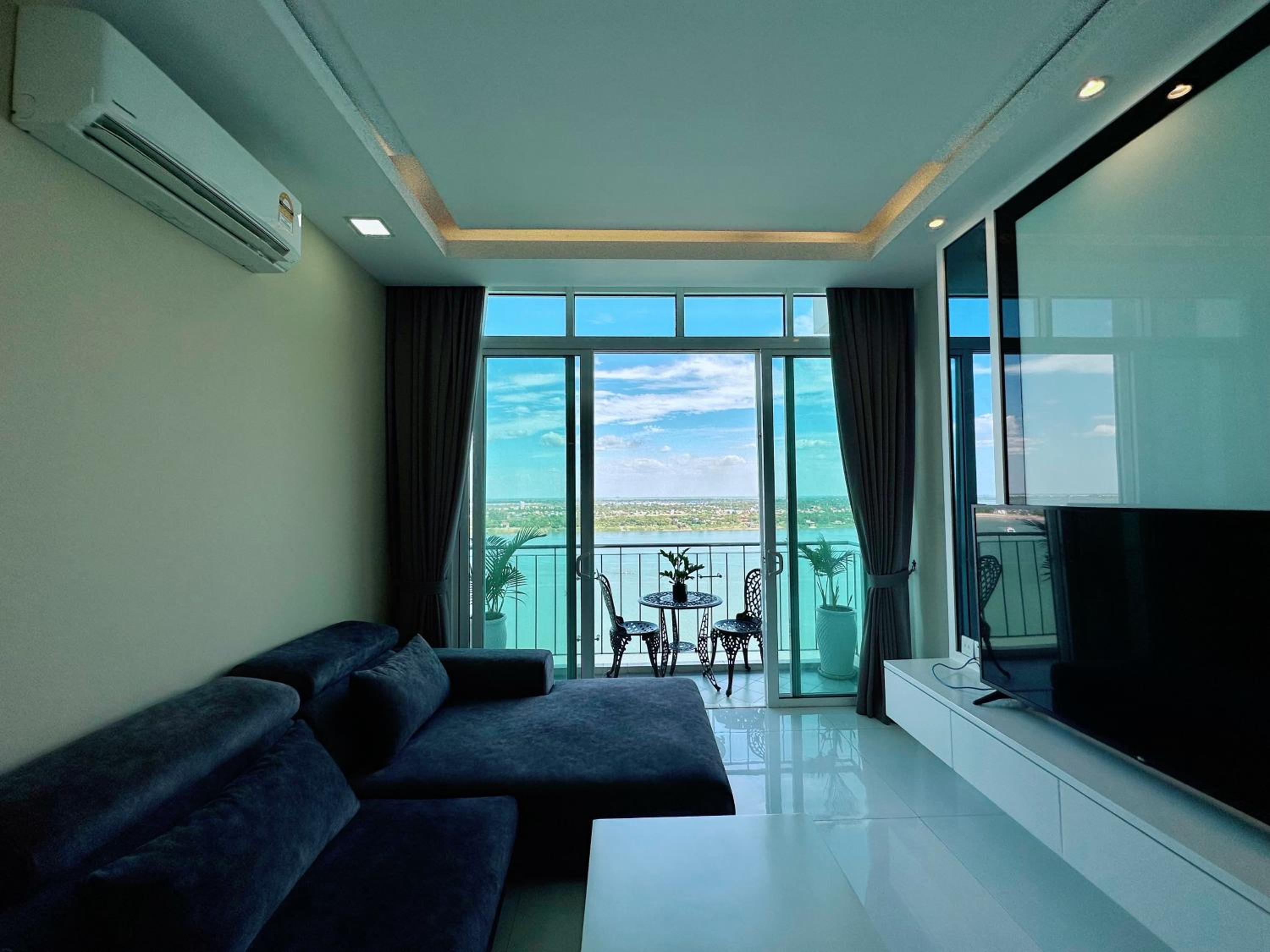 Infinity 28 Hotel and Residence