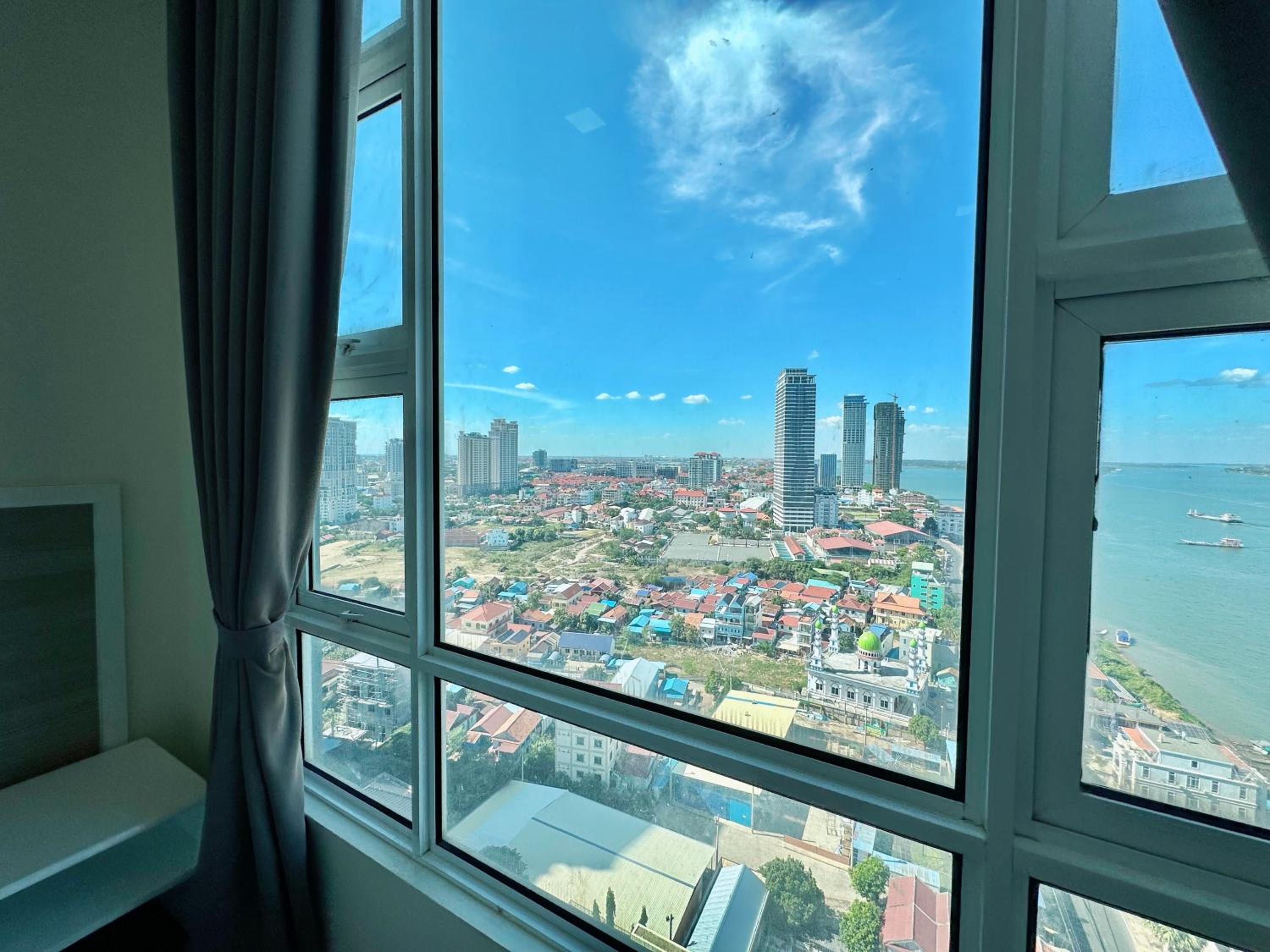 Infinity 28 Hotel and Residence