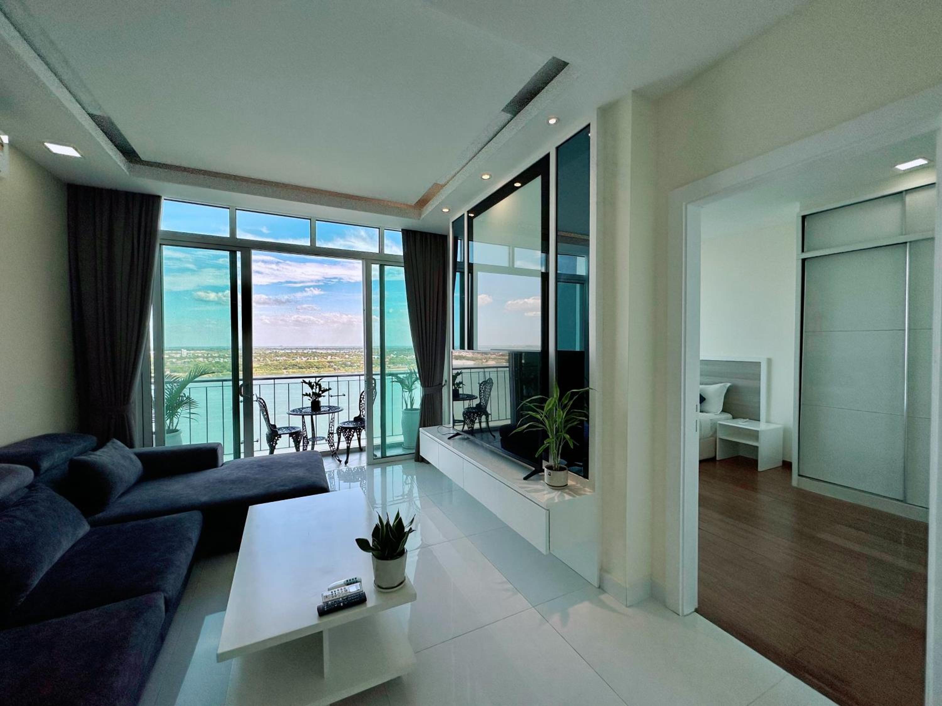Infinity 28 Hotel and Residence
