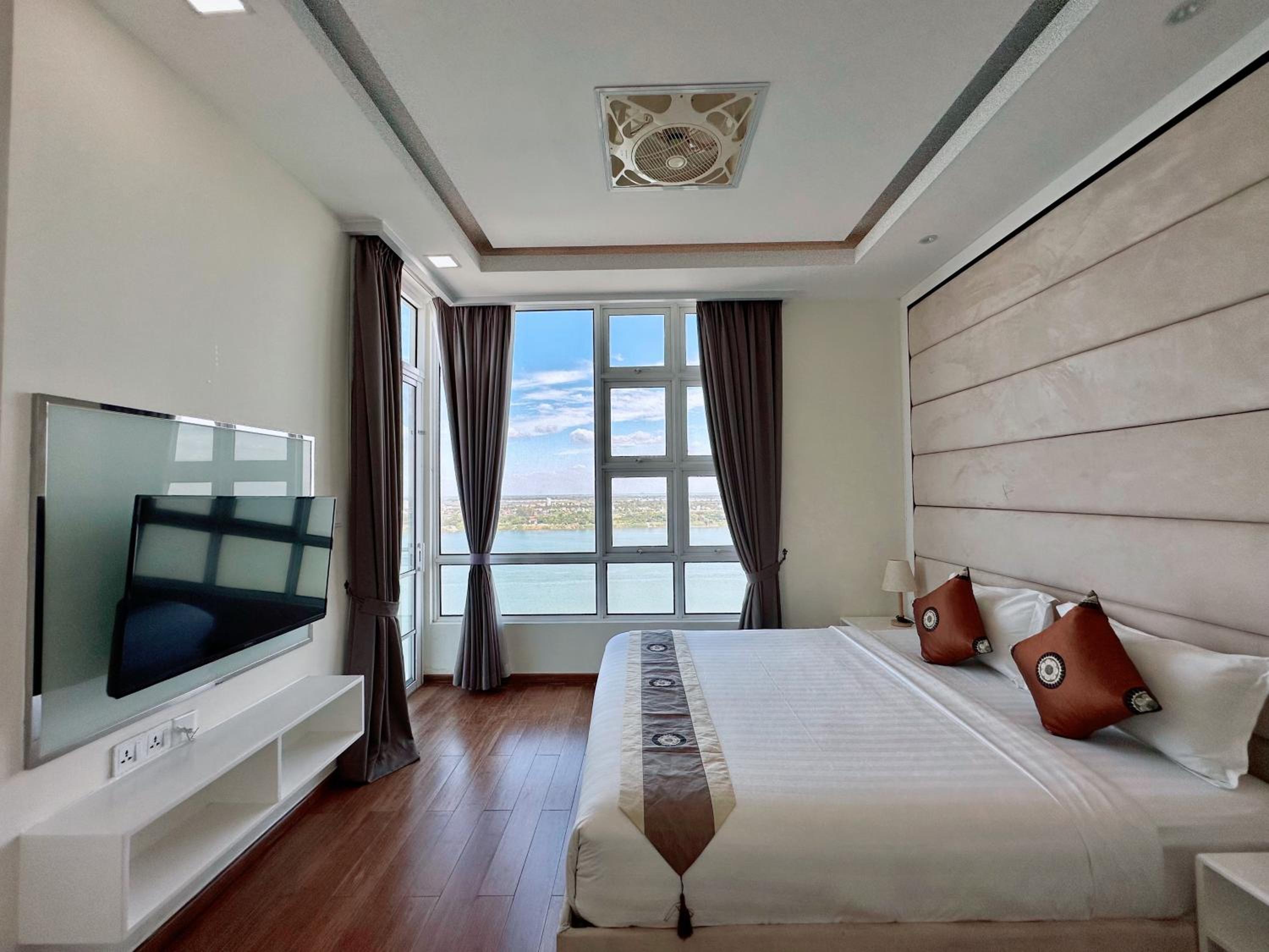 Infinity 28 Hotel and Residence