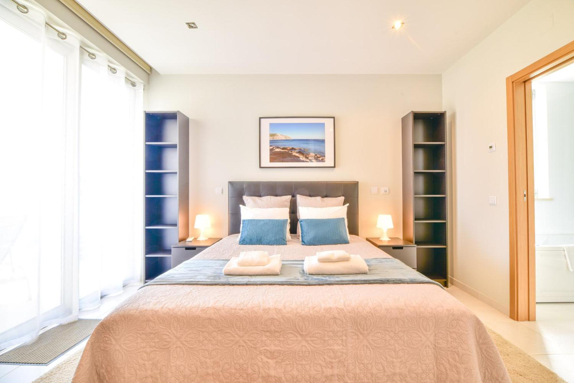 POLA SeaView Apartment by MOJE Holiday view 4