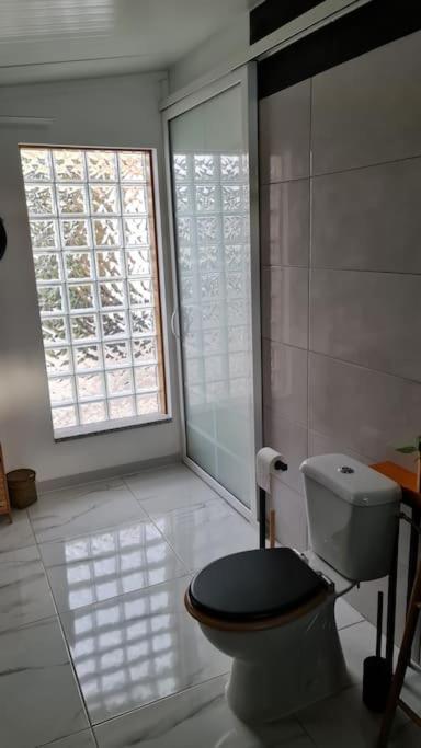 Villa piscine balnéothérapie et jacuzzi entièrement privée
