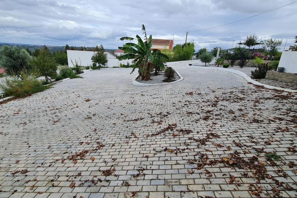 Villa piscine balnéothérapie et jacuzzi entièrement privée