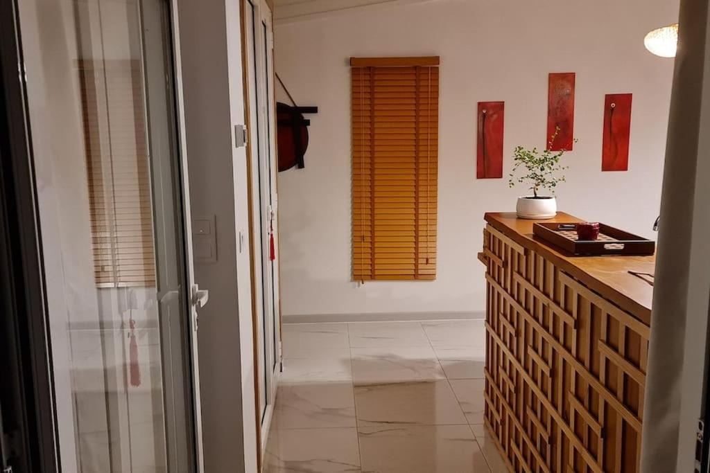 Villa piscine balnéothérapie et jacuzzi entièrement privée