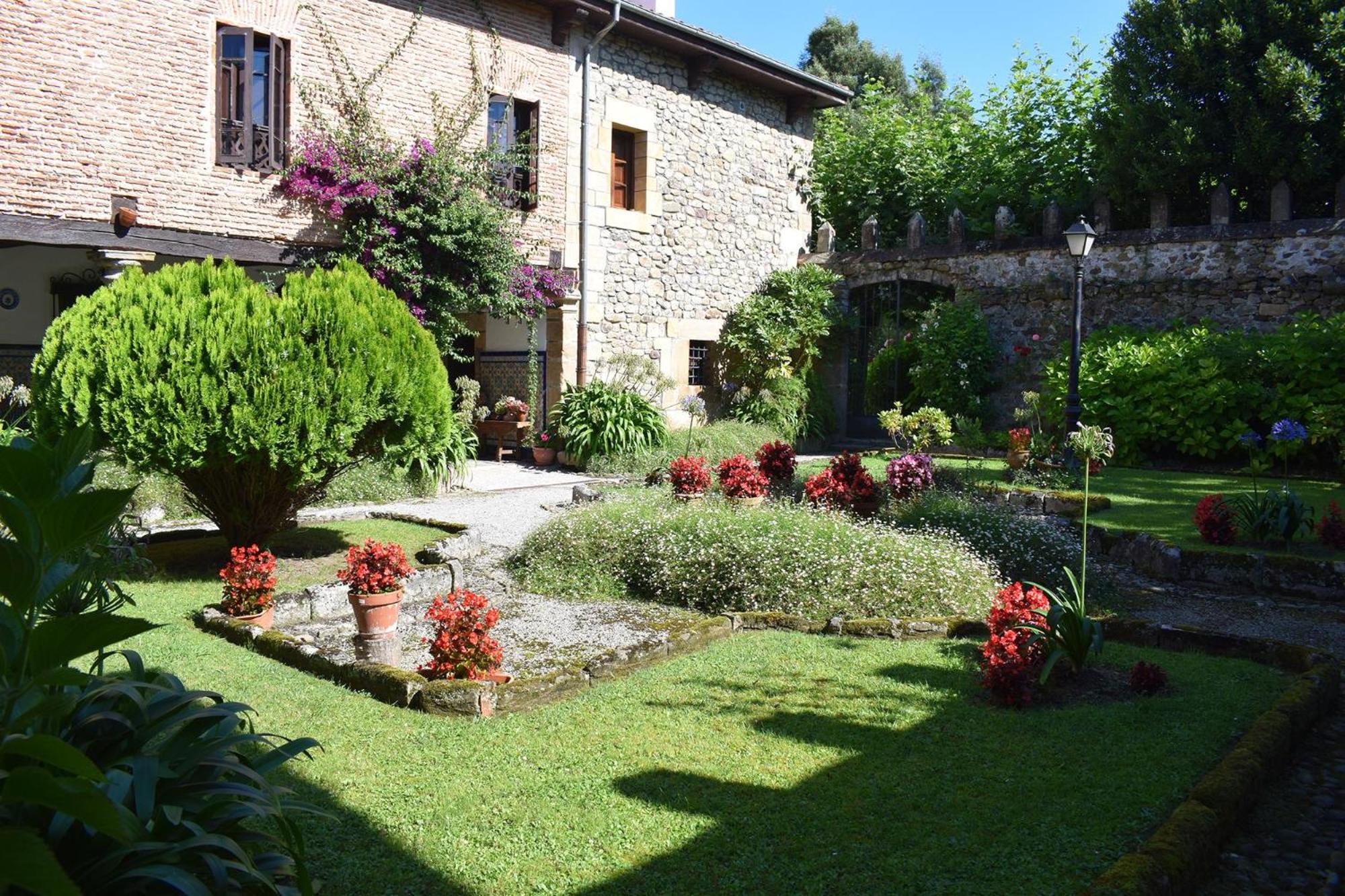 Apartamentos Casona de Linares
