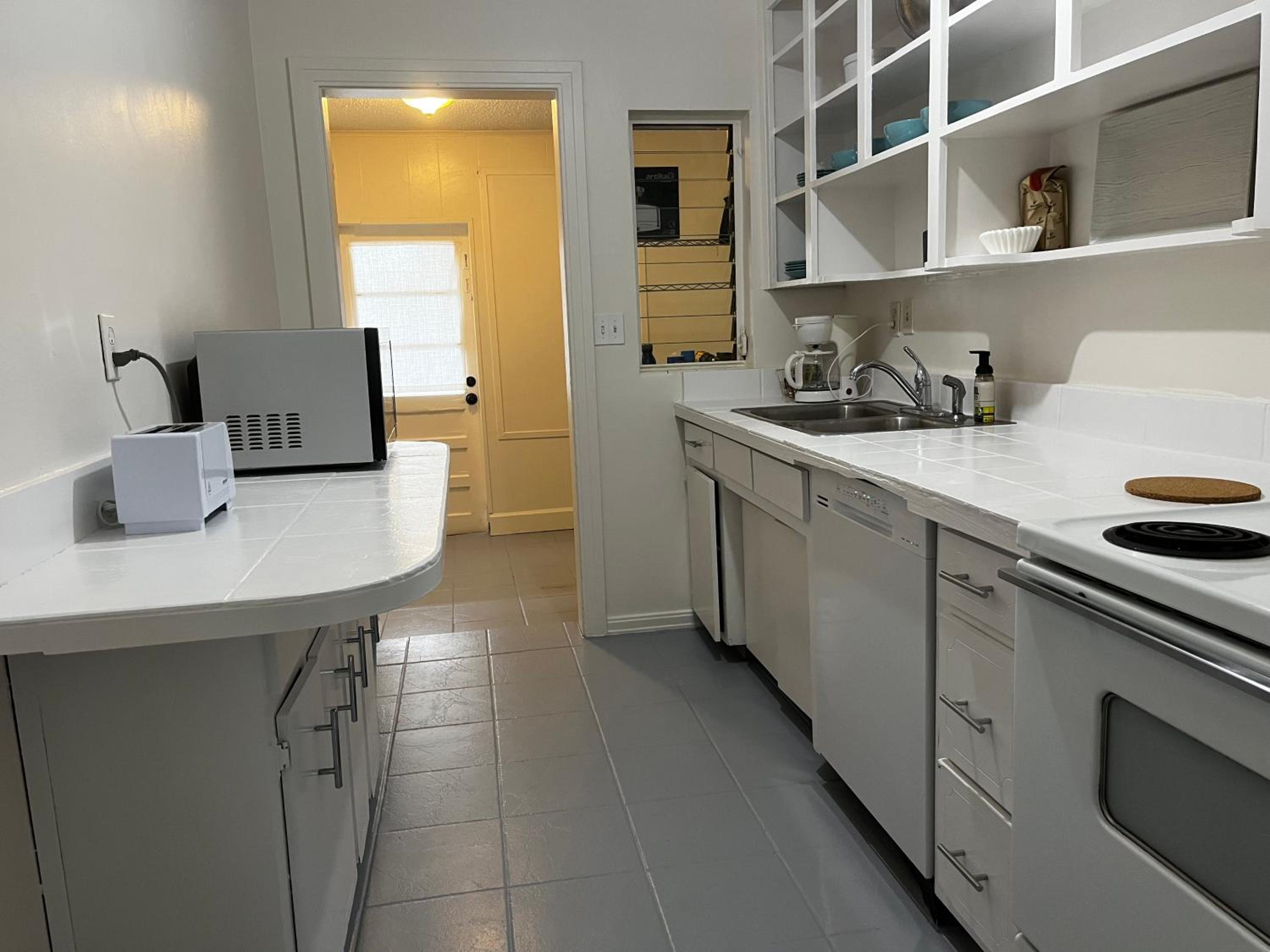Photo 13