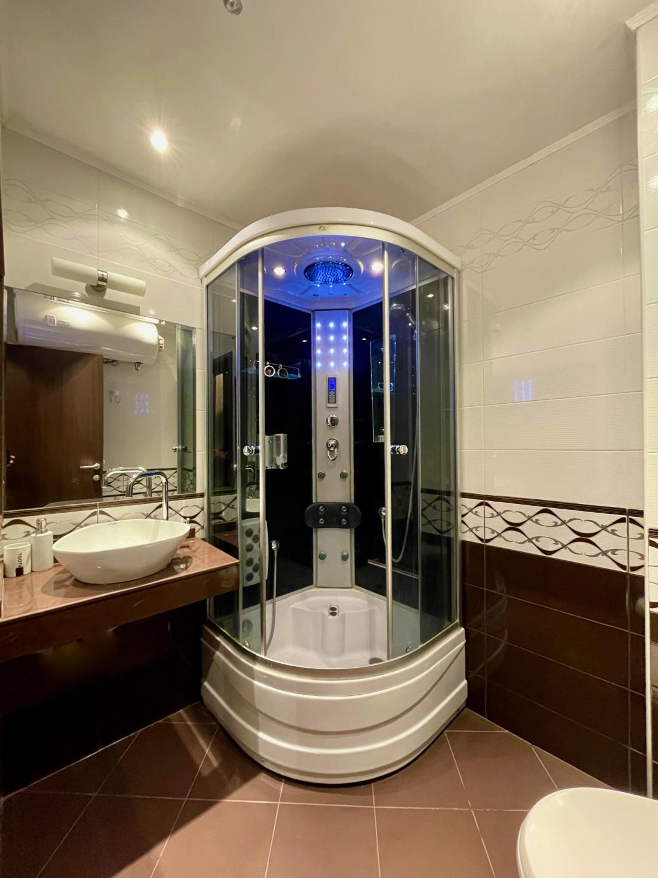 Luxurious 2 BR Appt at the Black Sea Coast