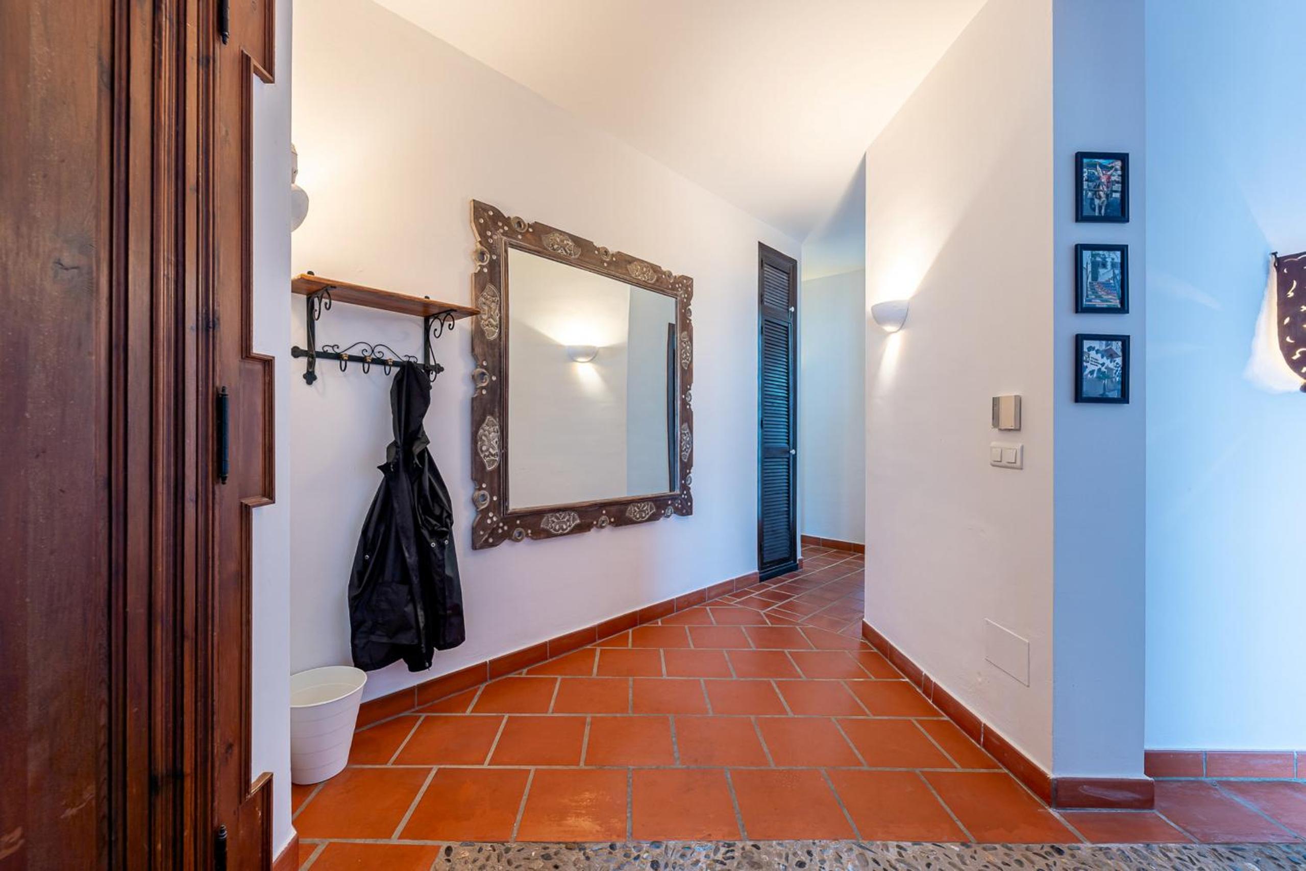 Spectacular views private villa Valtocado