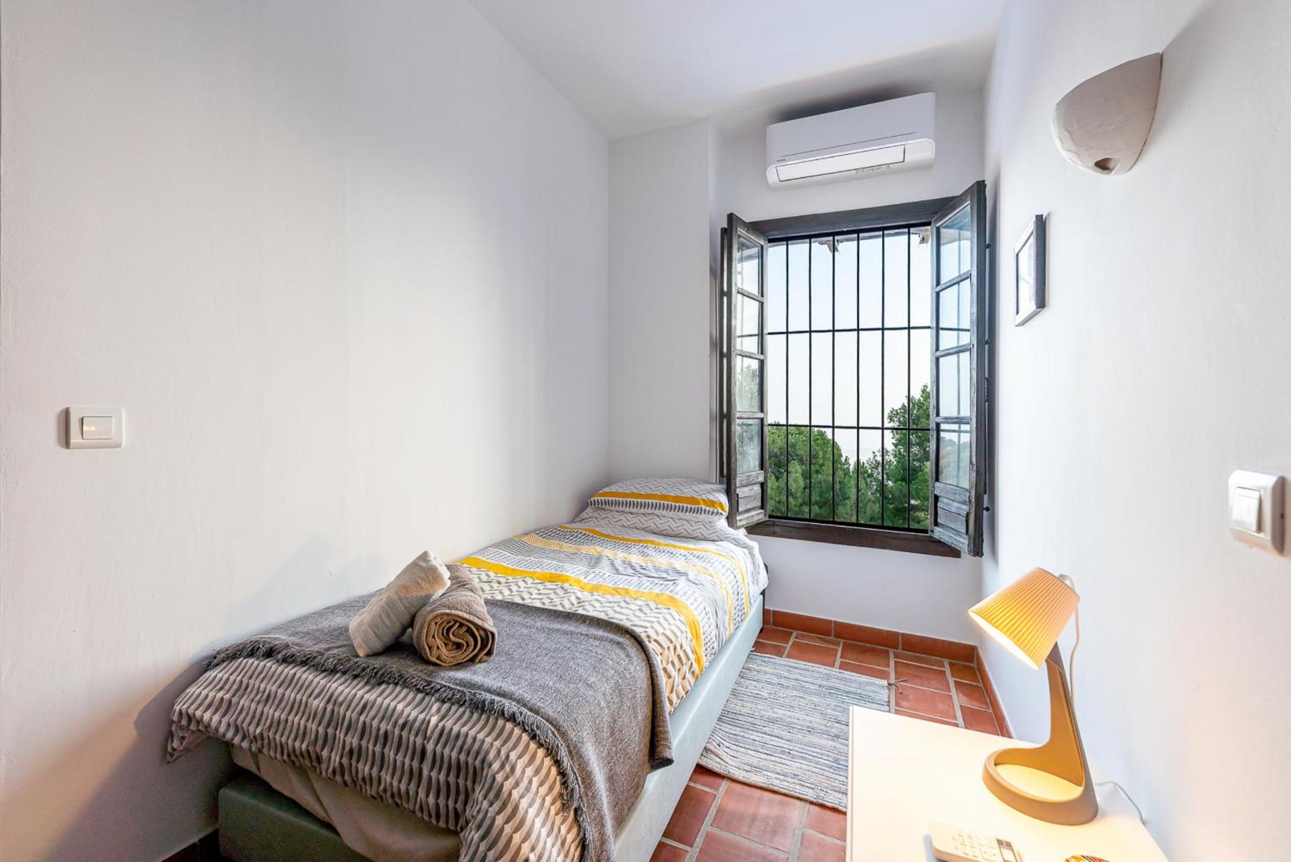 Spectacular views private villa Valtocado