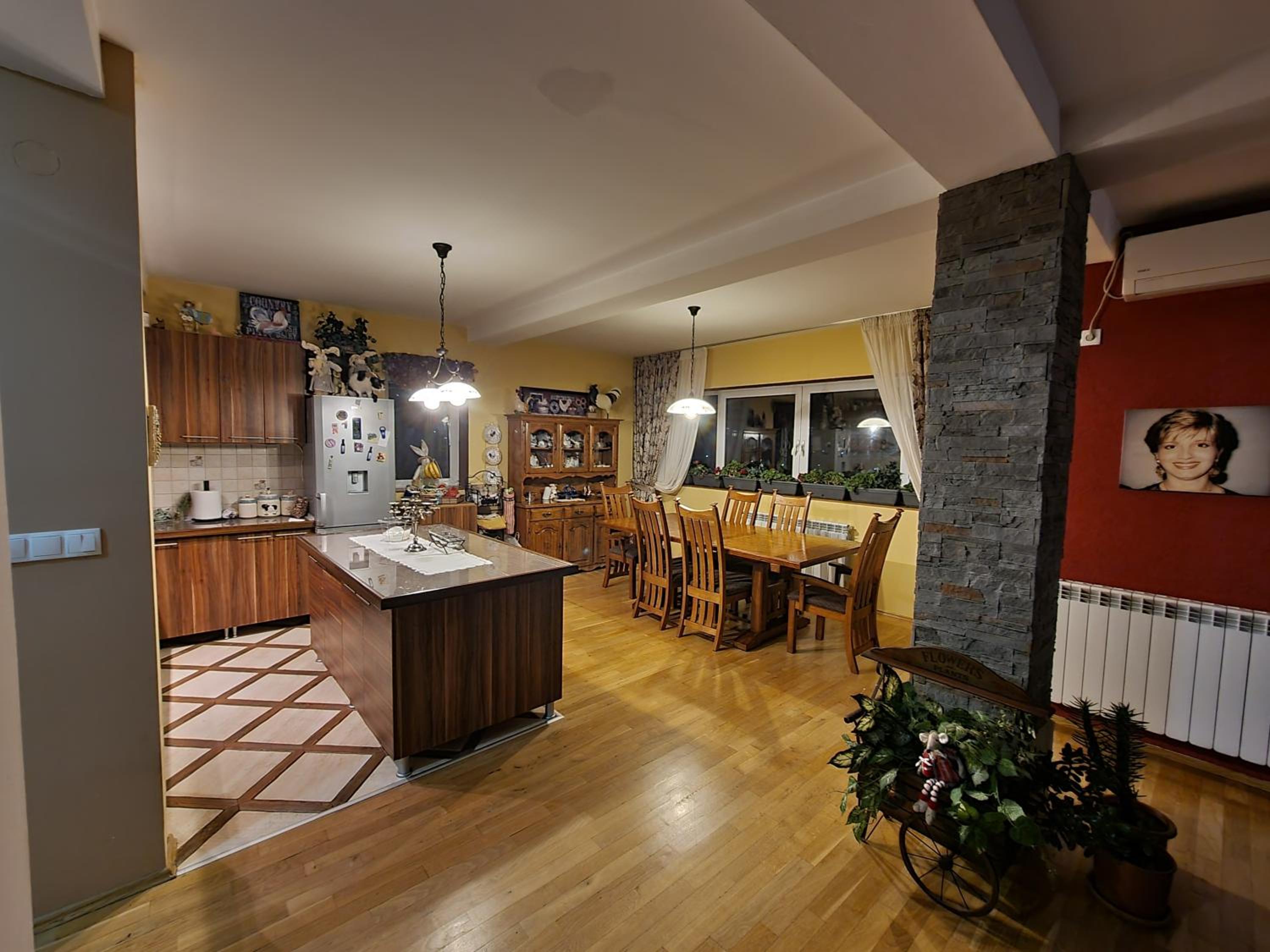 Villa Diana Apartments view 2