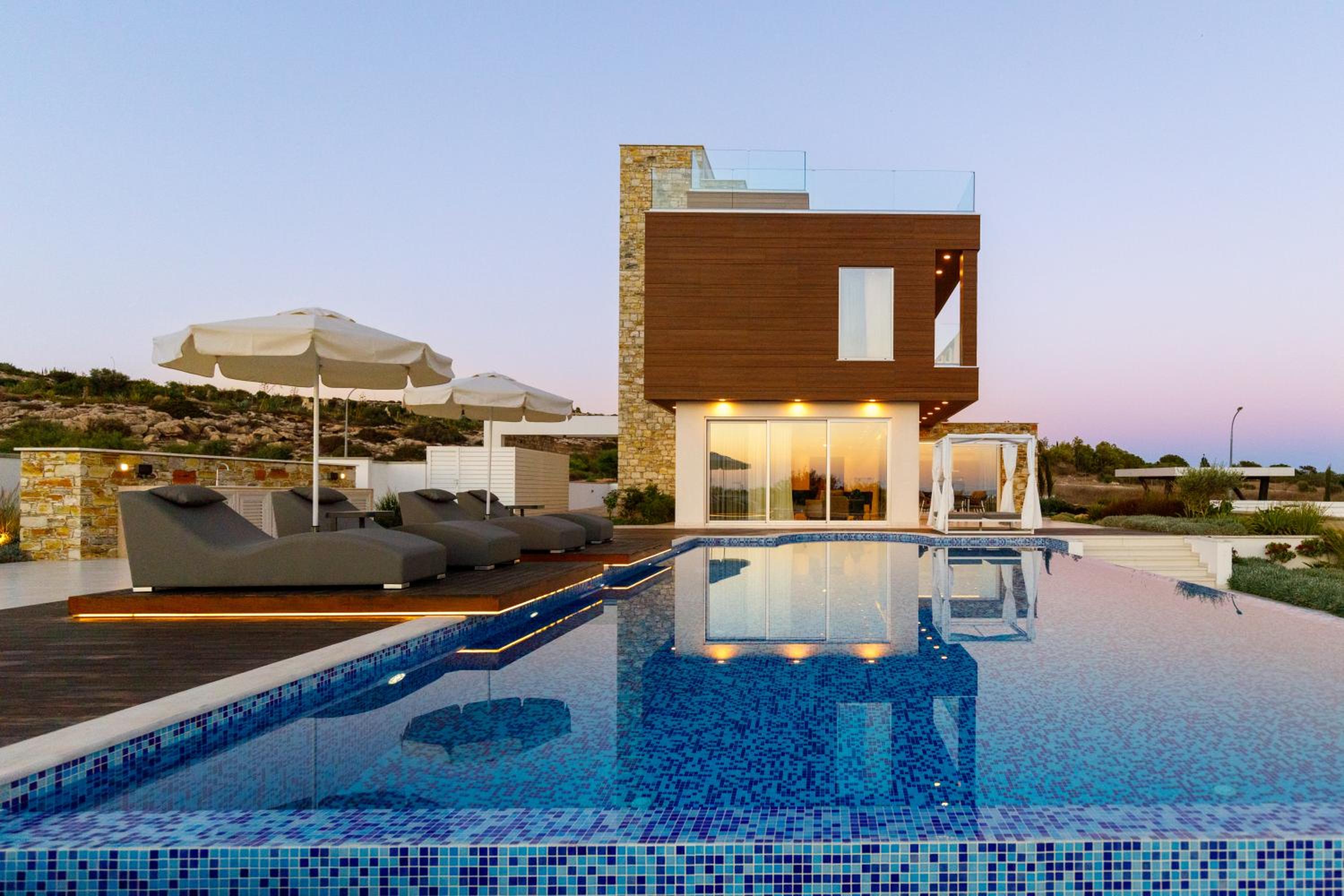 Love Bridge Seaview Villas view 3