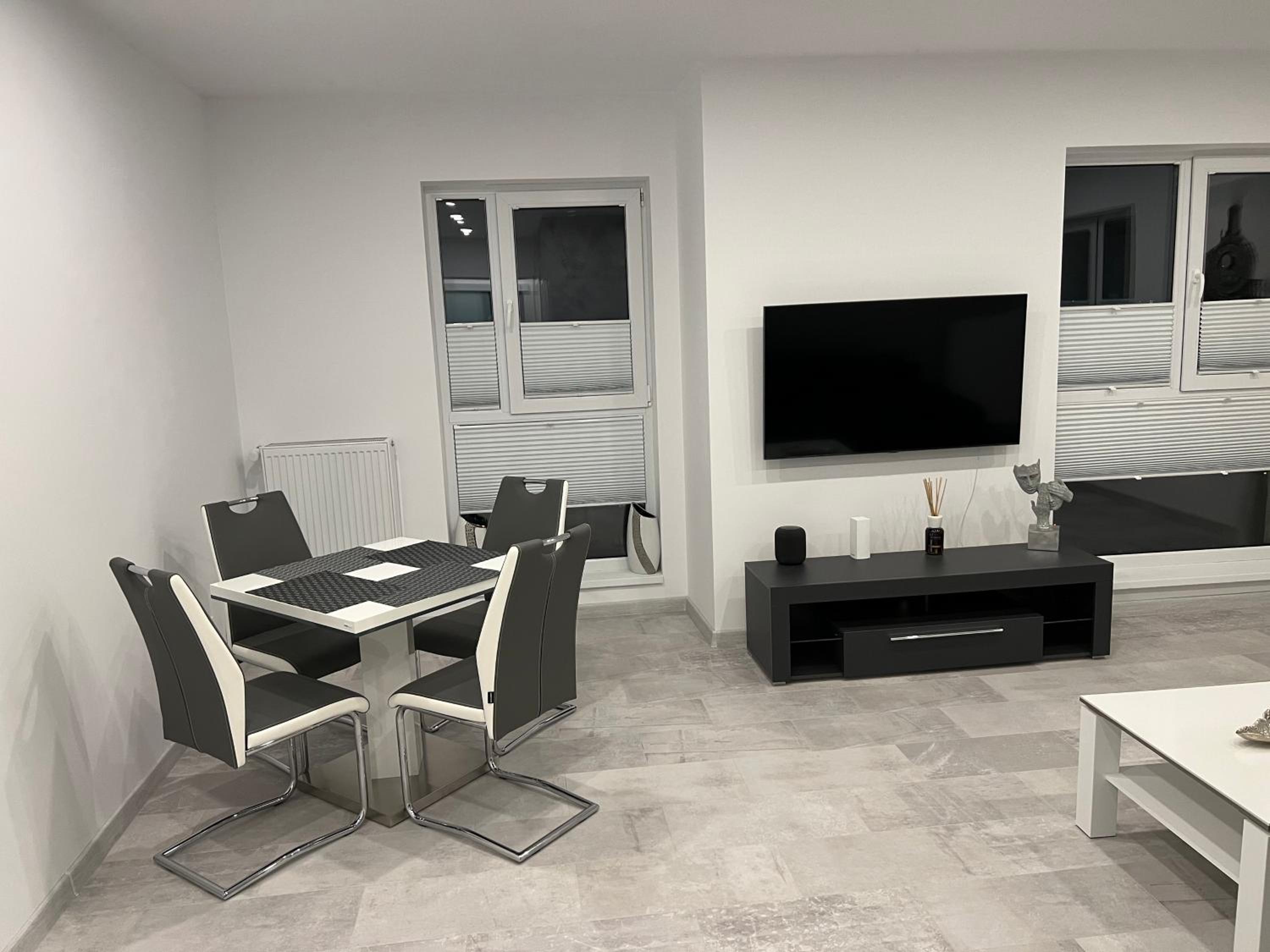 3-Room Penthouse Cityview with Terrace W12+W13 view 5