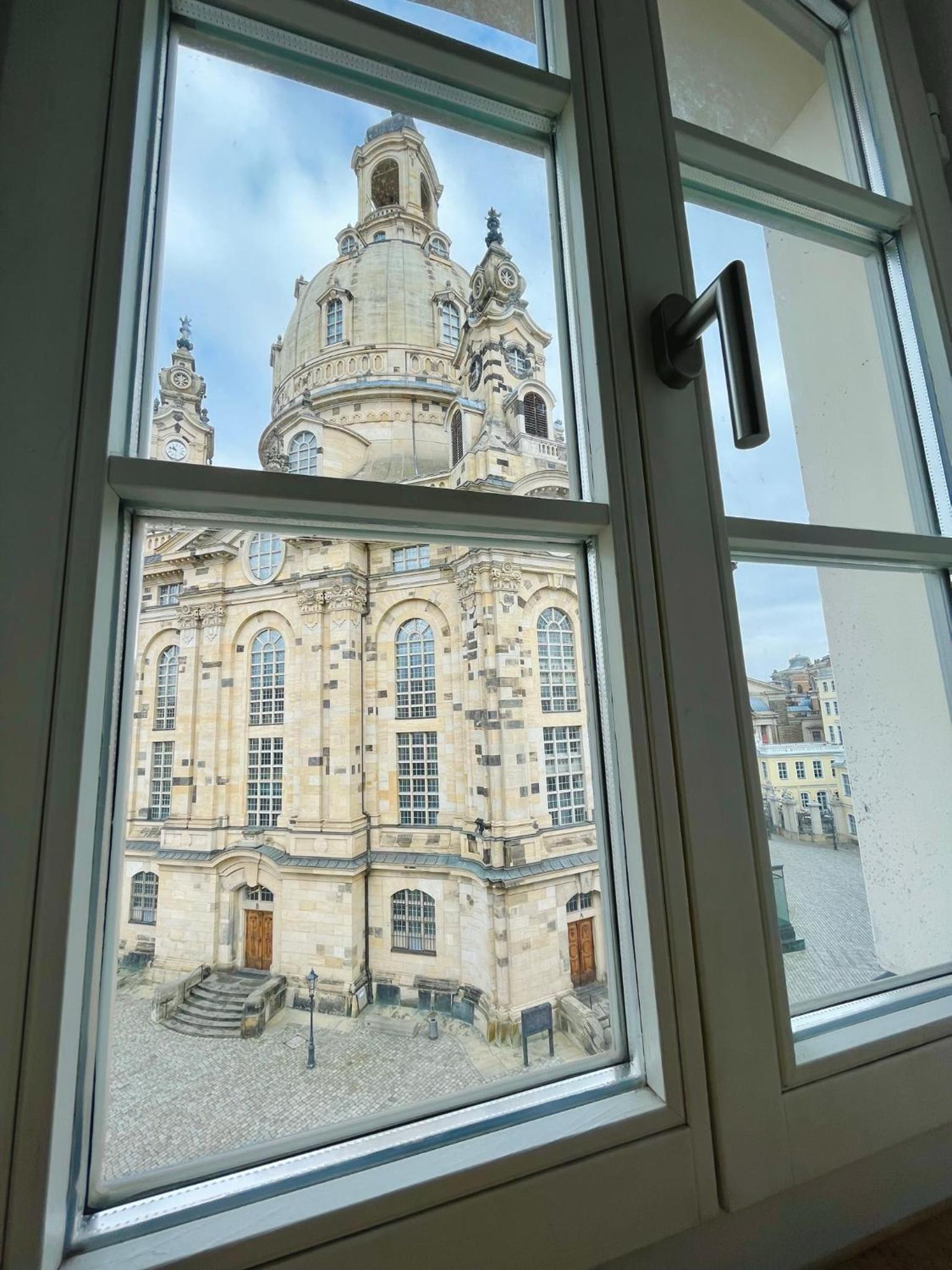 Modernes Apartment mit Blick zur Frauenkirche