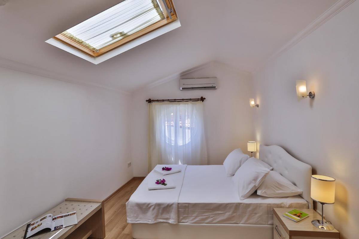 Bossa Nova Apart - Image 132