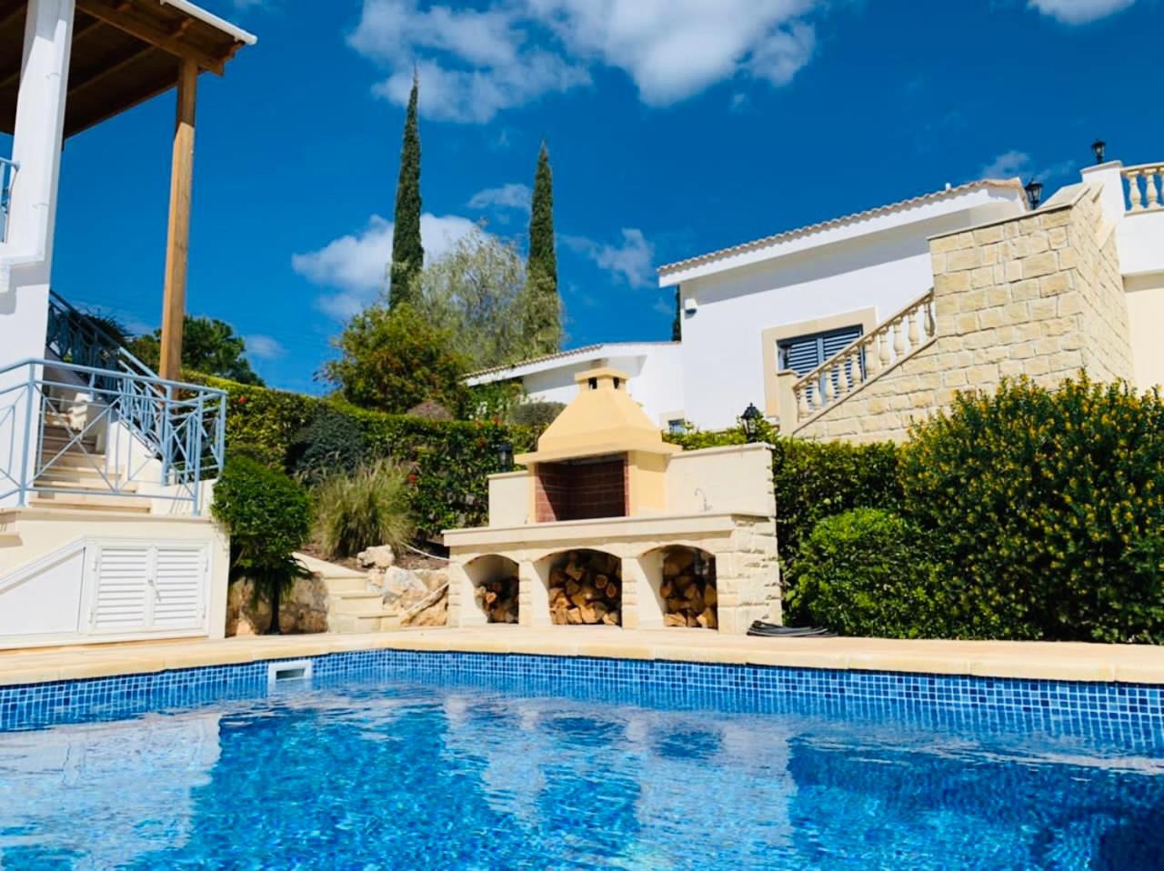 Beach Villa Elena