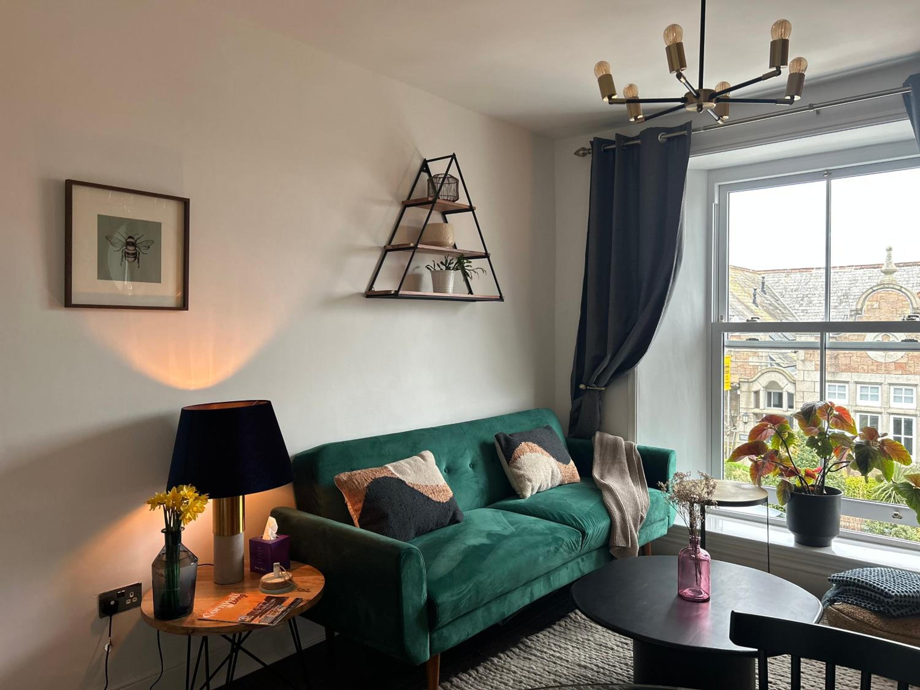 Central Falmouth Flat with Free Parking view 2