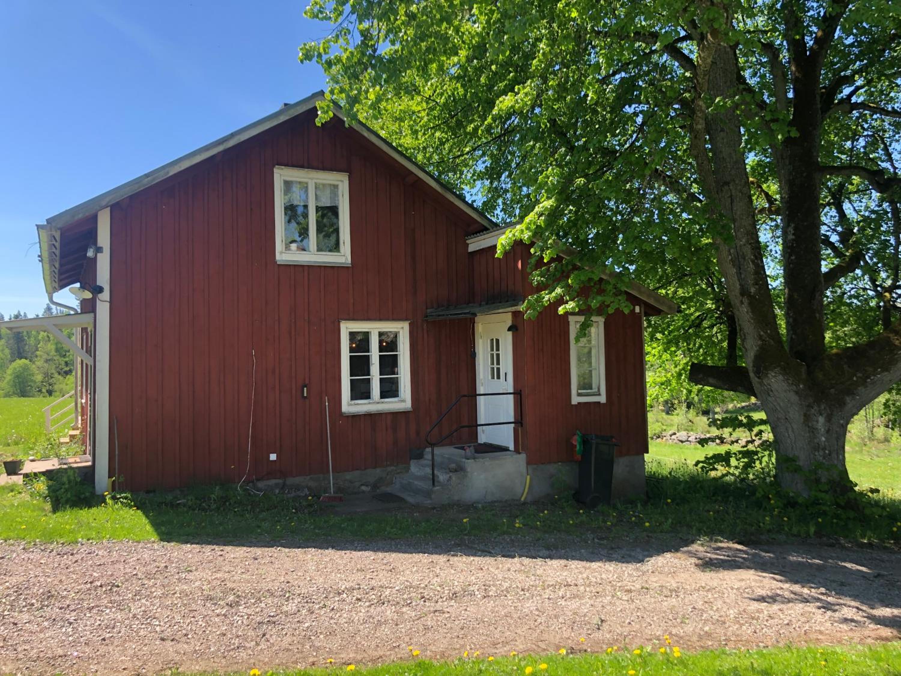 Mysig lantlig stuga, Nycklarör view 4