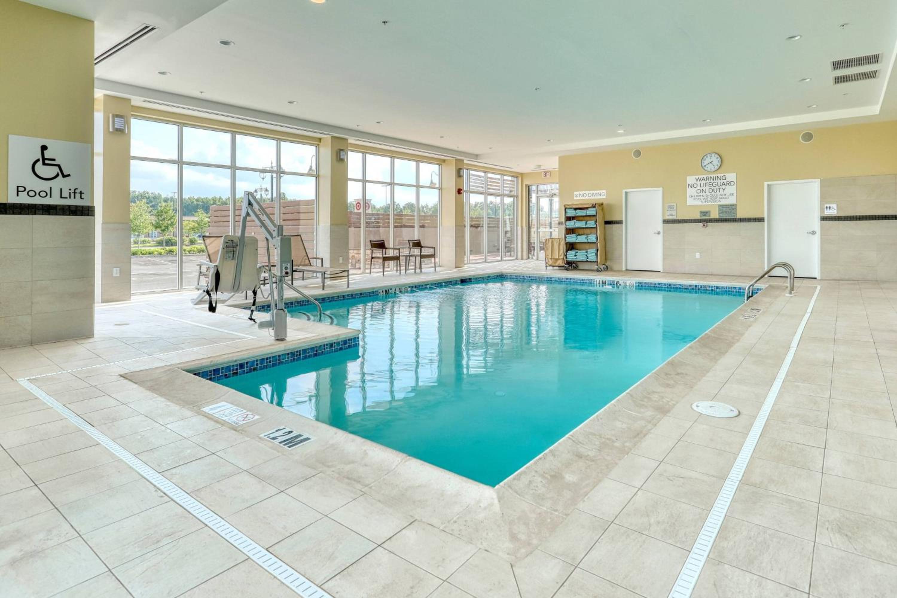 Courtyard by Marriott North Brunswick, Foto 21