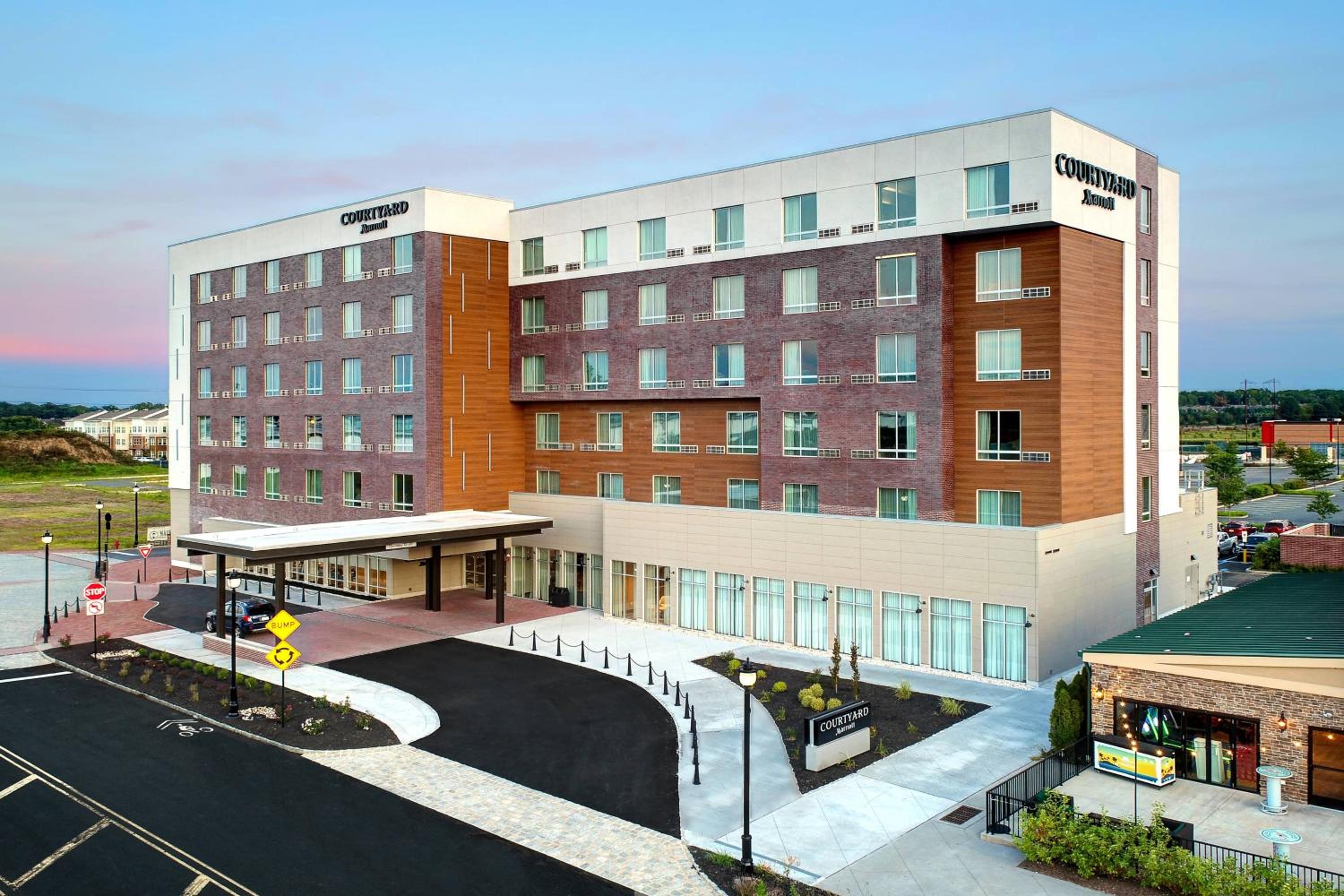 Courtyard by Marriott North Brunswick, Foto 42