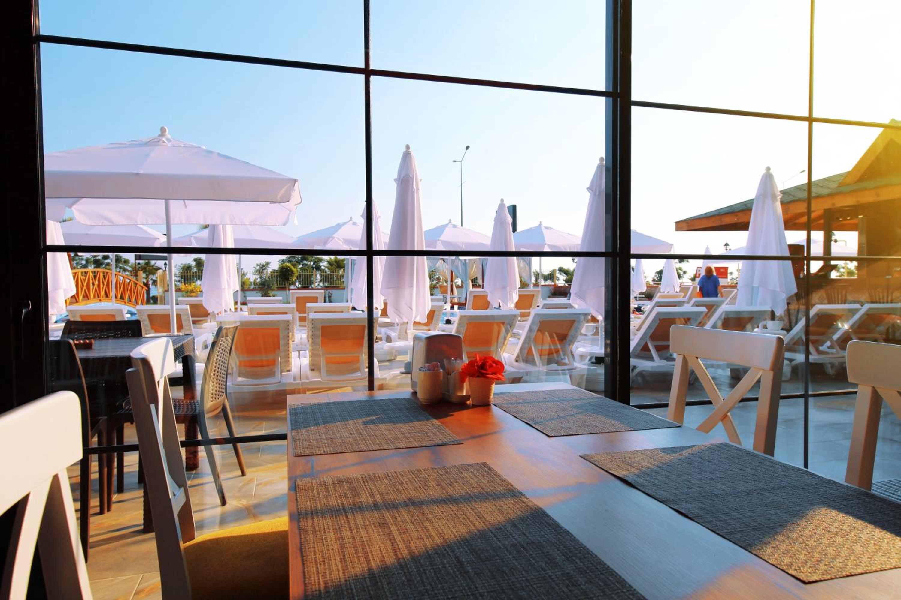Sey Beach Hotel & Spa - Image 18