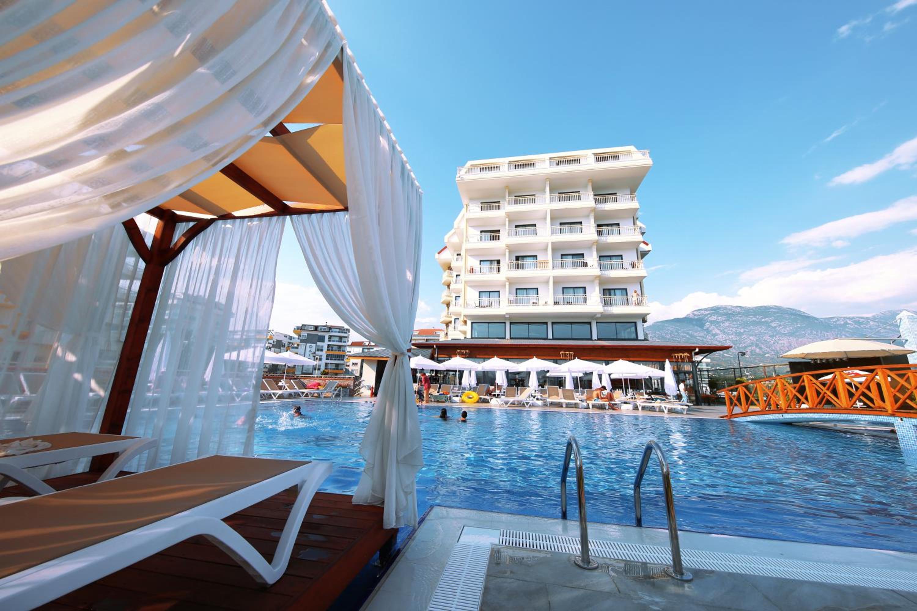 Sey Beach Hotel & Spa - Image 5