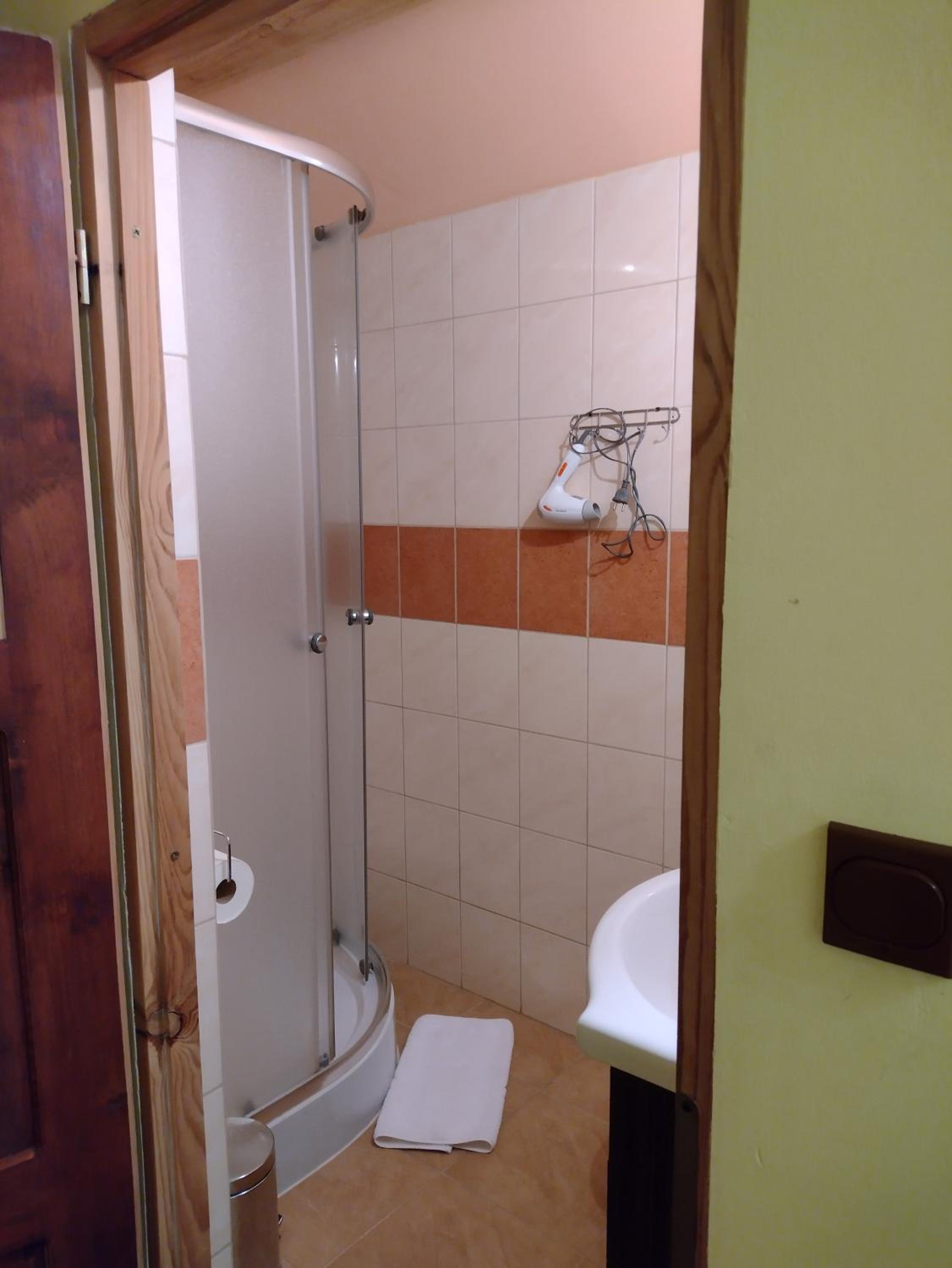 Photo 34