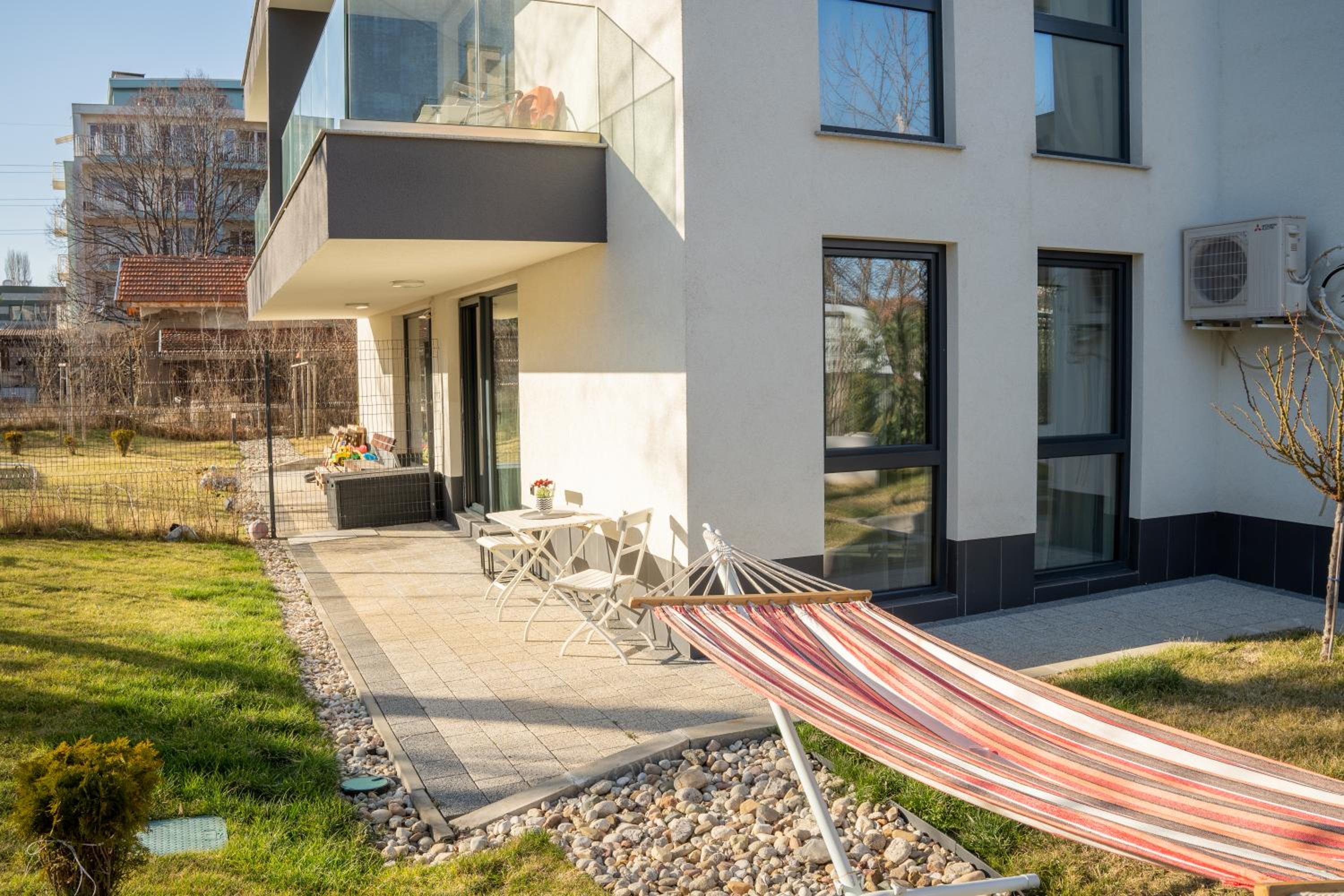 Paradise Luxury Apartments
