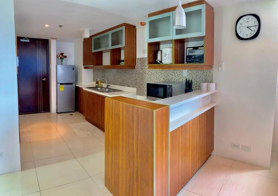 Spacious and Cozy 2-BR in City view 5