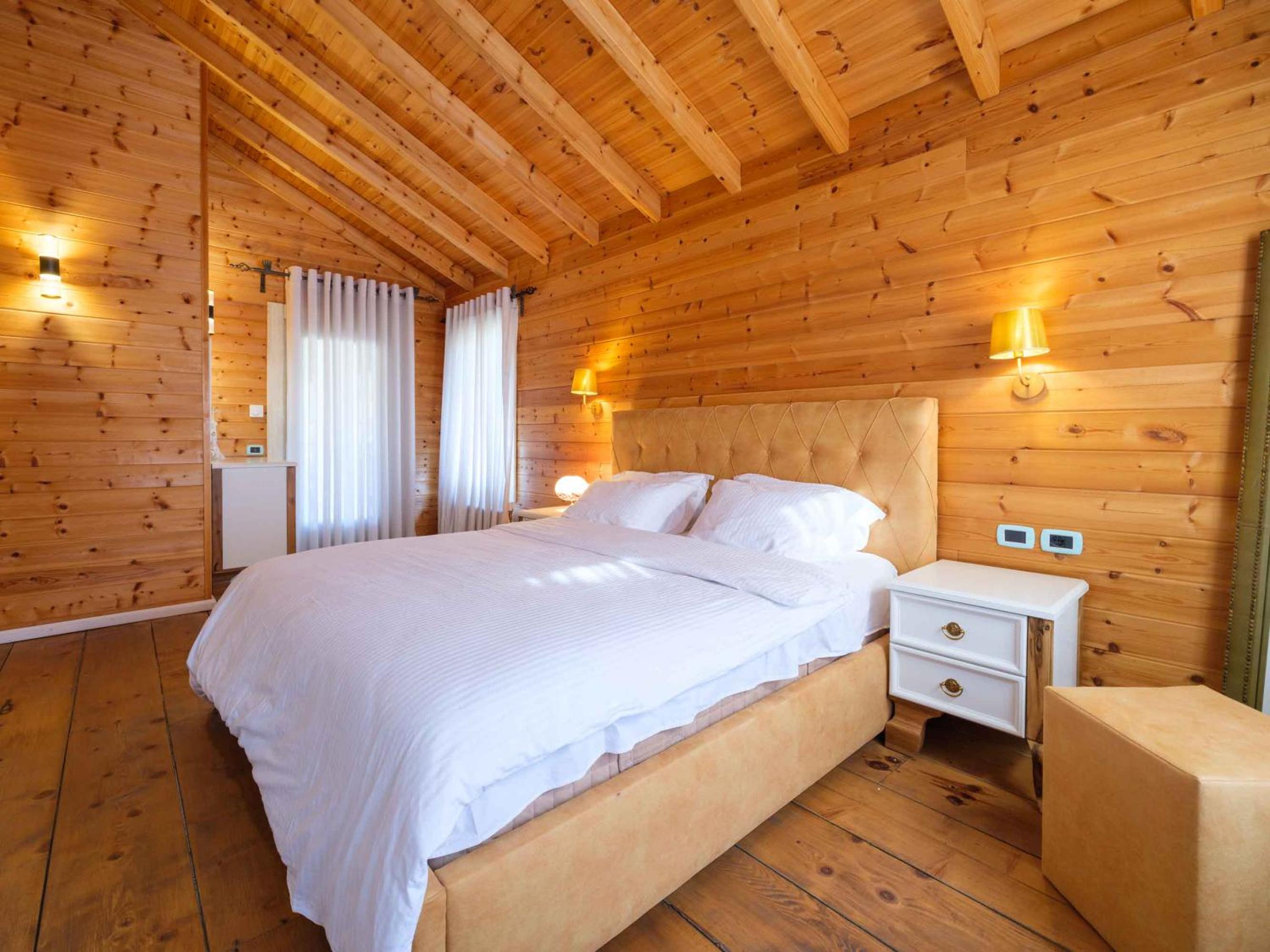 Designer Villa Voskopoje view 4