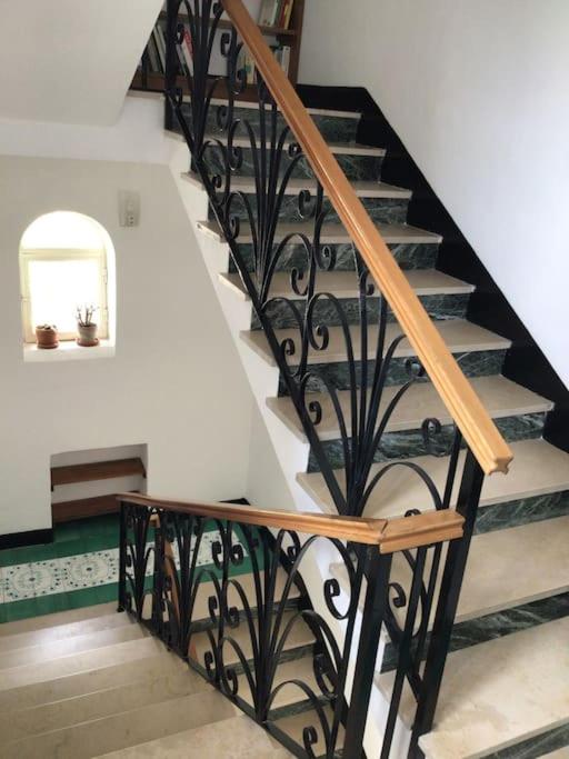 Mansarda con terrazza davanti castello aragonese