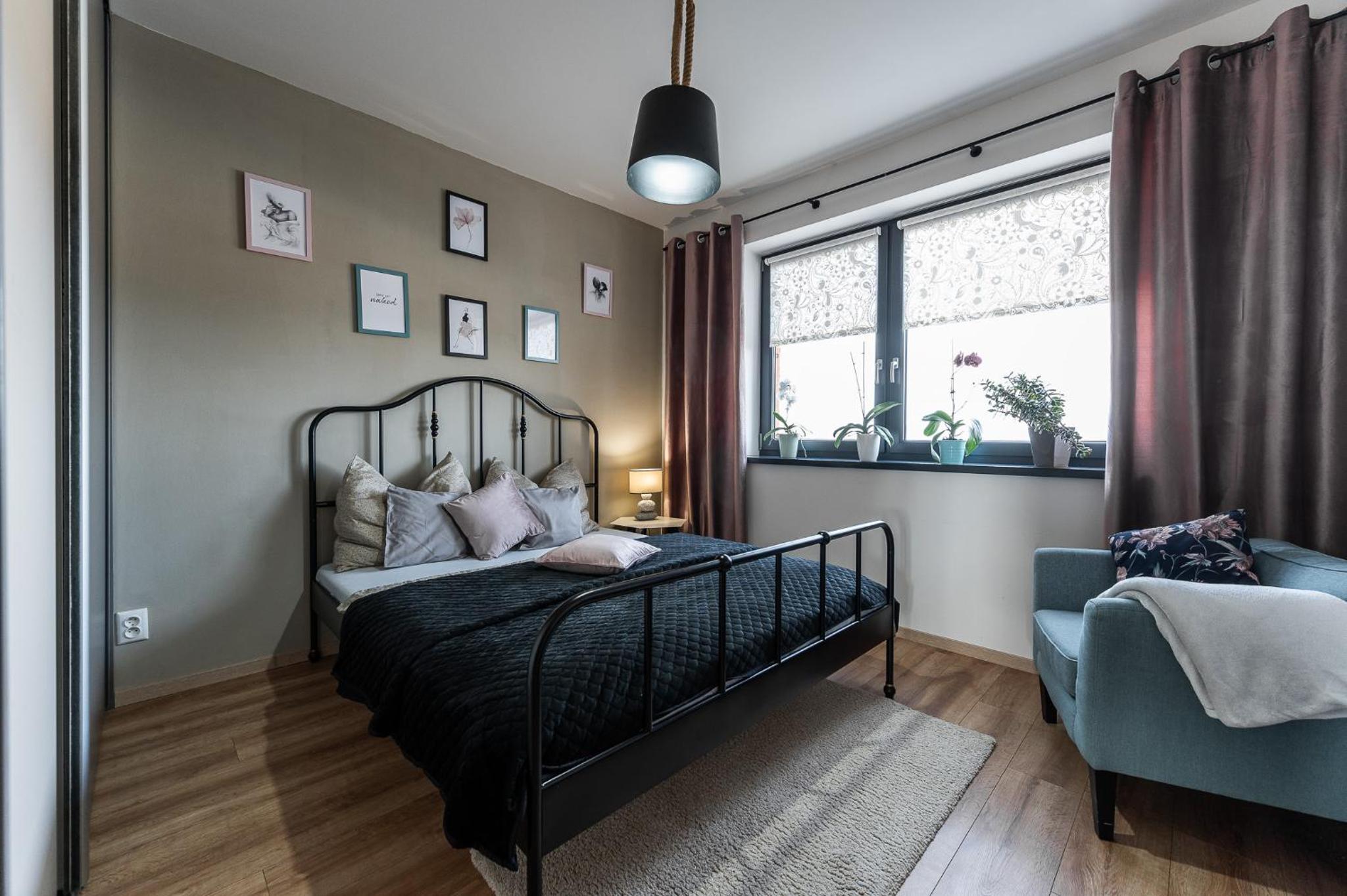 New Spacious Apartment with City View view 2