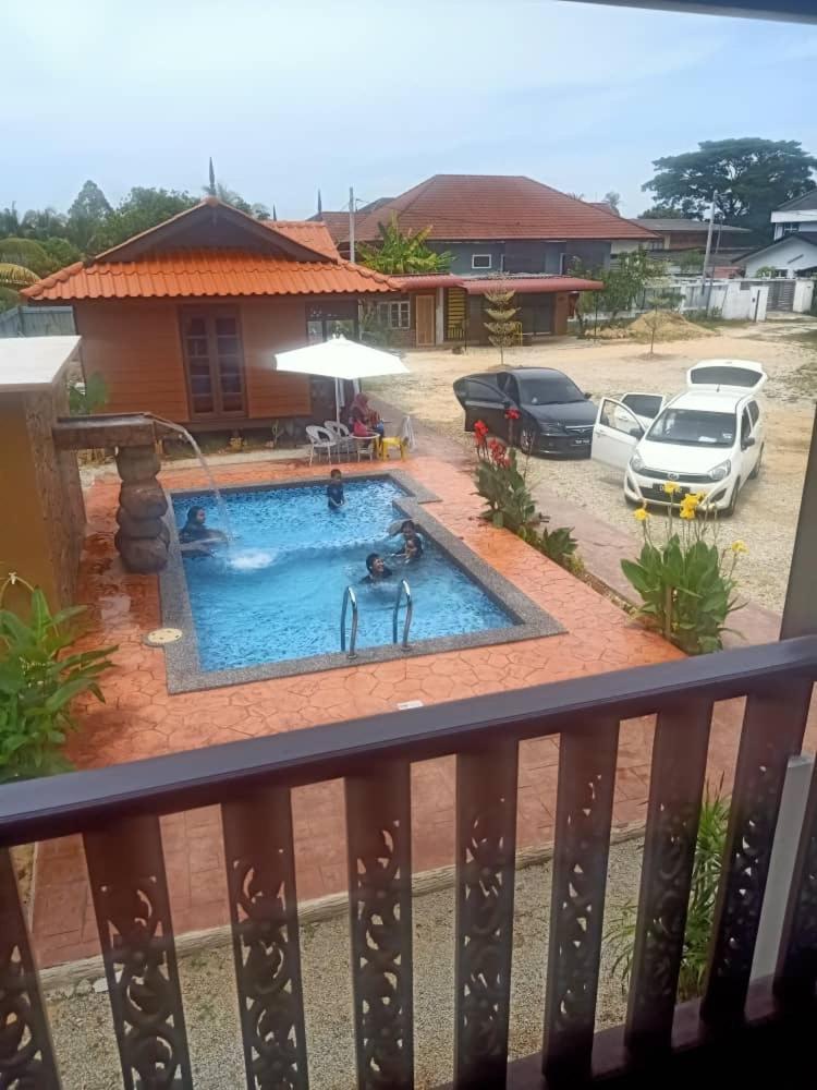 Inap Nekmi Kuala Terengganu With Pool photo 3