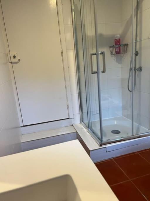 Nice 3 Bedrooms Apartment in Campolide - 60 1B
