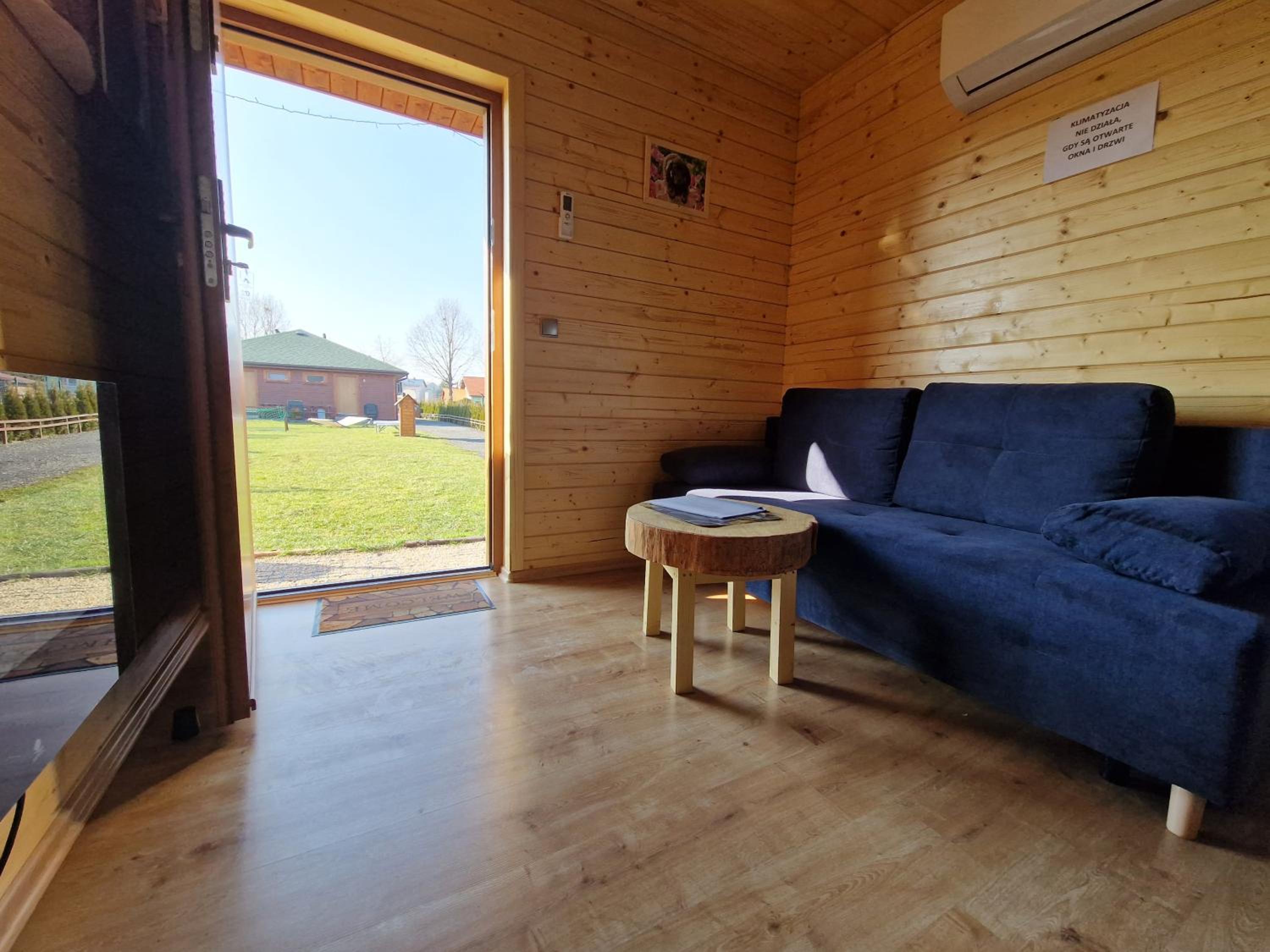 Apartament z Tężnią Solankową, Sauną, Kominkiem LED nad Jeziorem Żywieckim