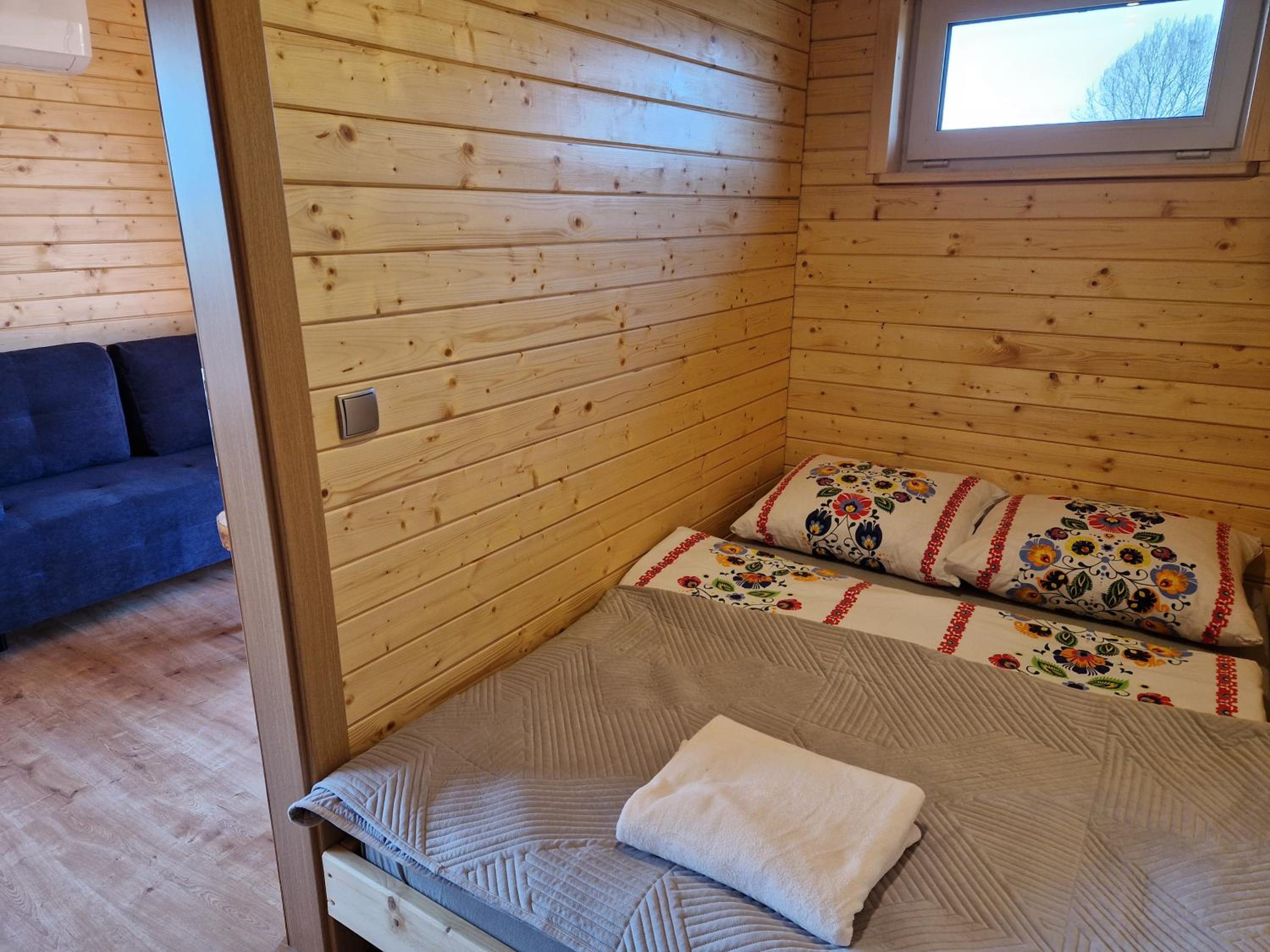 Apartament z Tężnią Solankową, Sauną, Kominkiem LED nad Jeziorem Żywieckim
