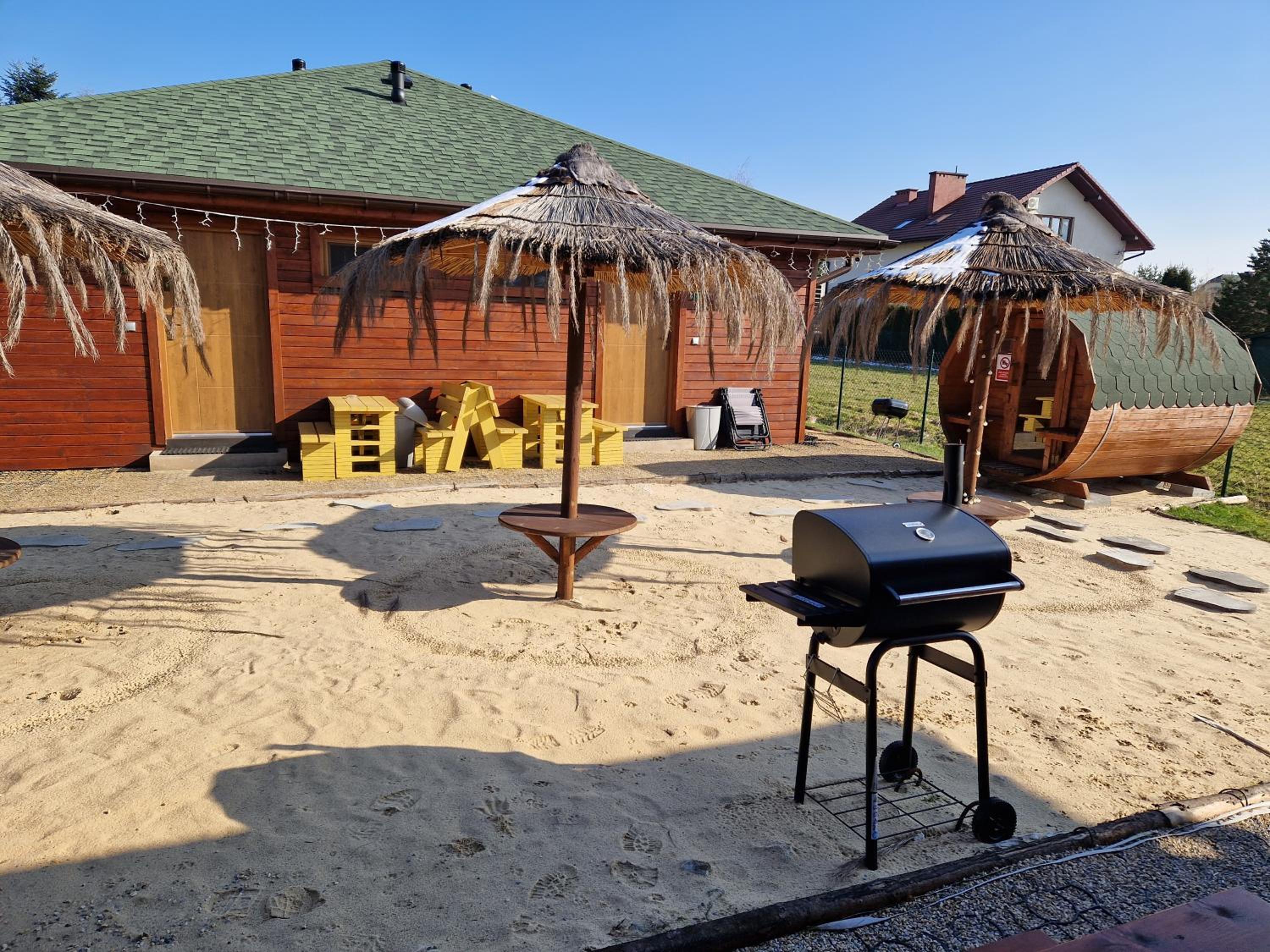 Apartament z Tężnią Solankową, Sauną, Kominkiem LED nad Jeziorem Żywieckim