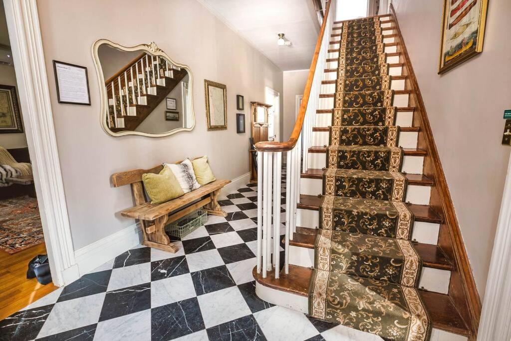 The Jarvis Homestead - Historic Maine Mansion