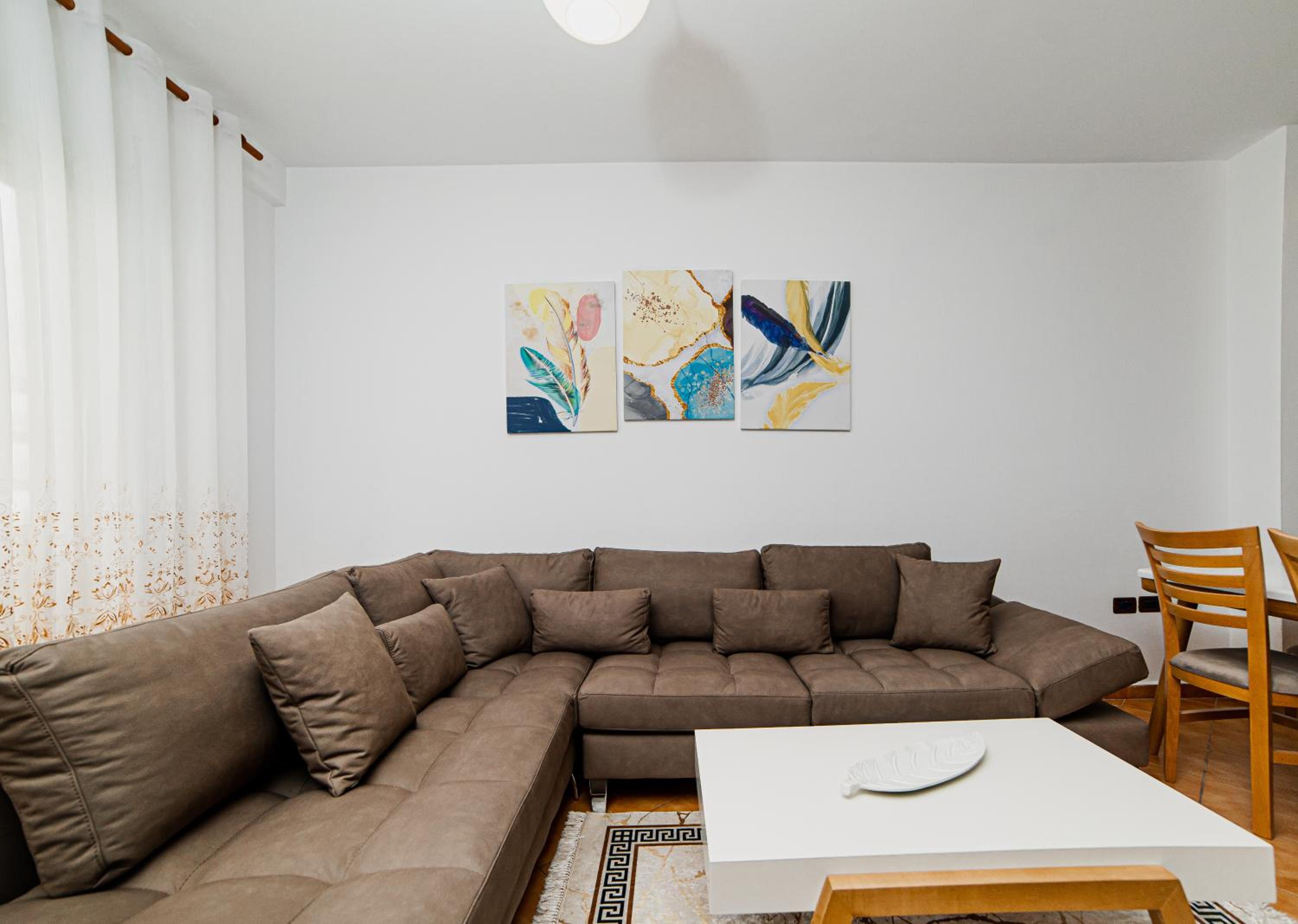 Ajla Apartment