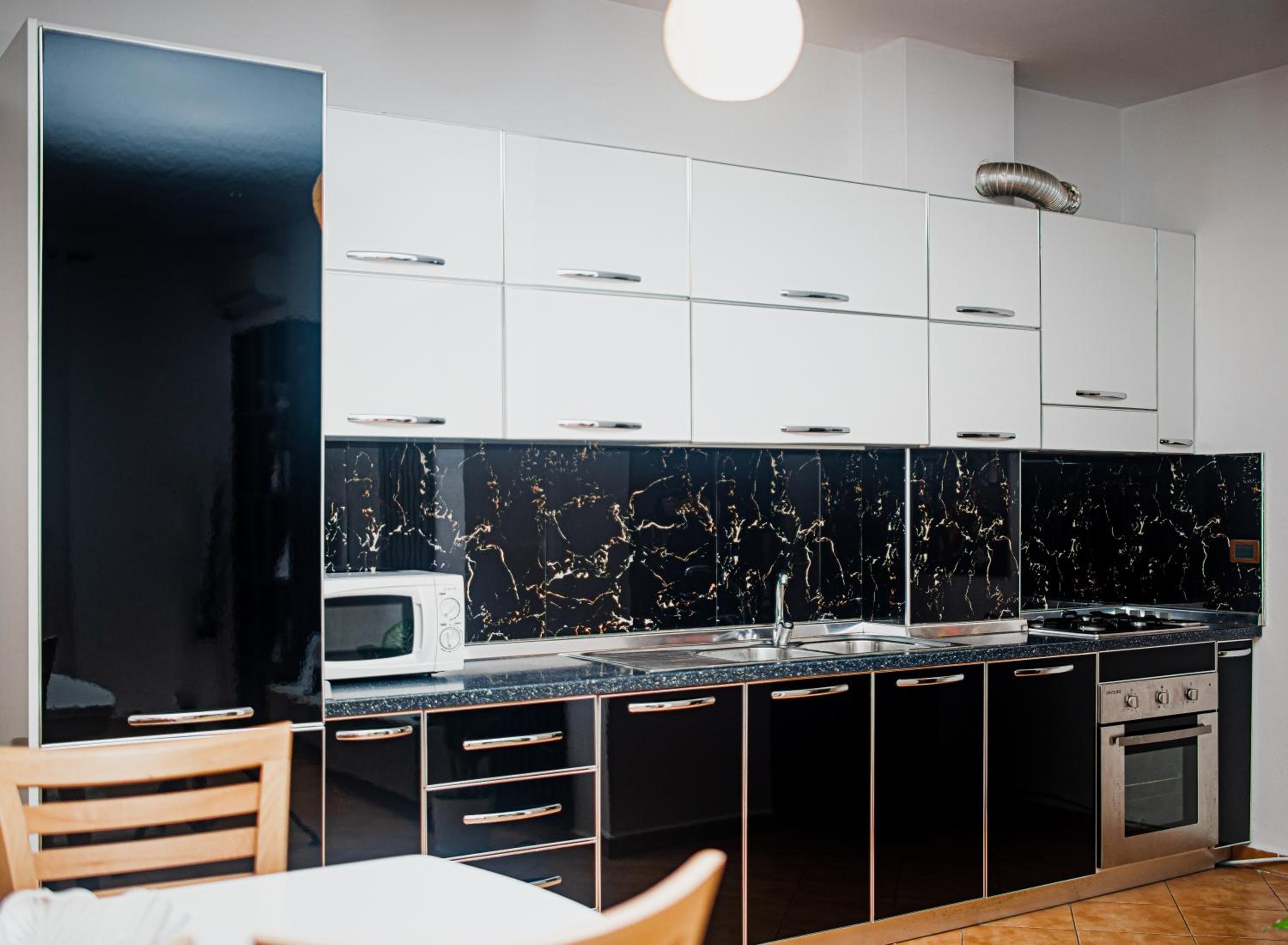 Ajla Apartment