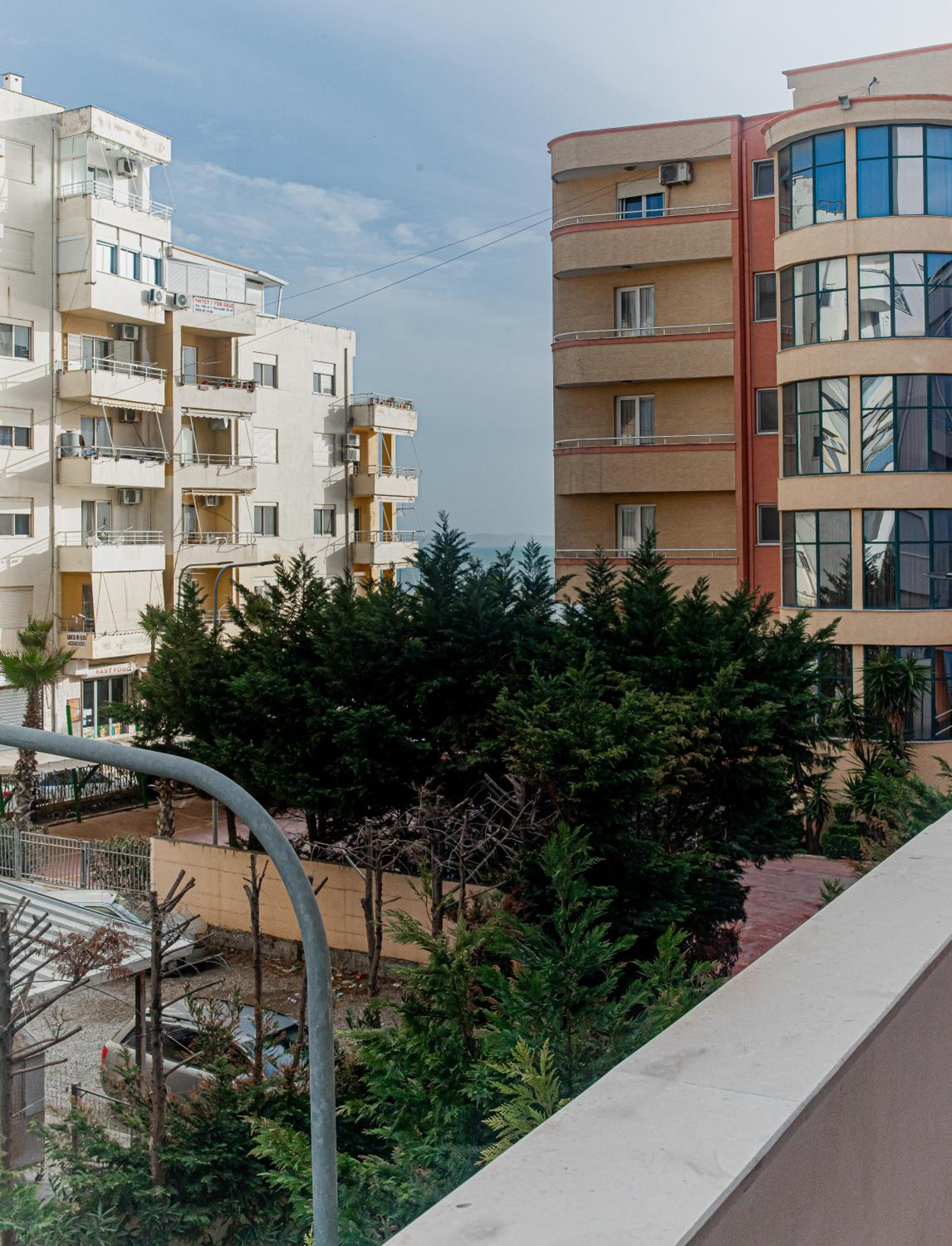 Ajla Apartment