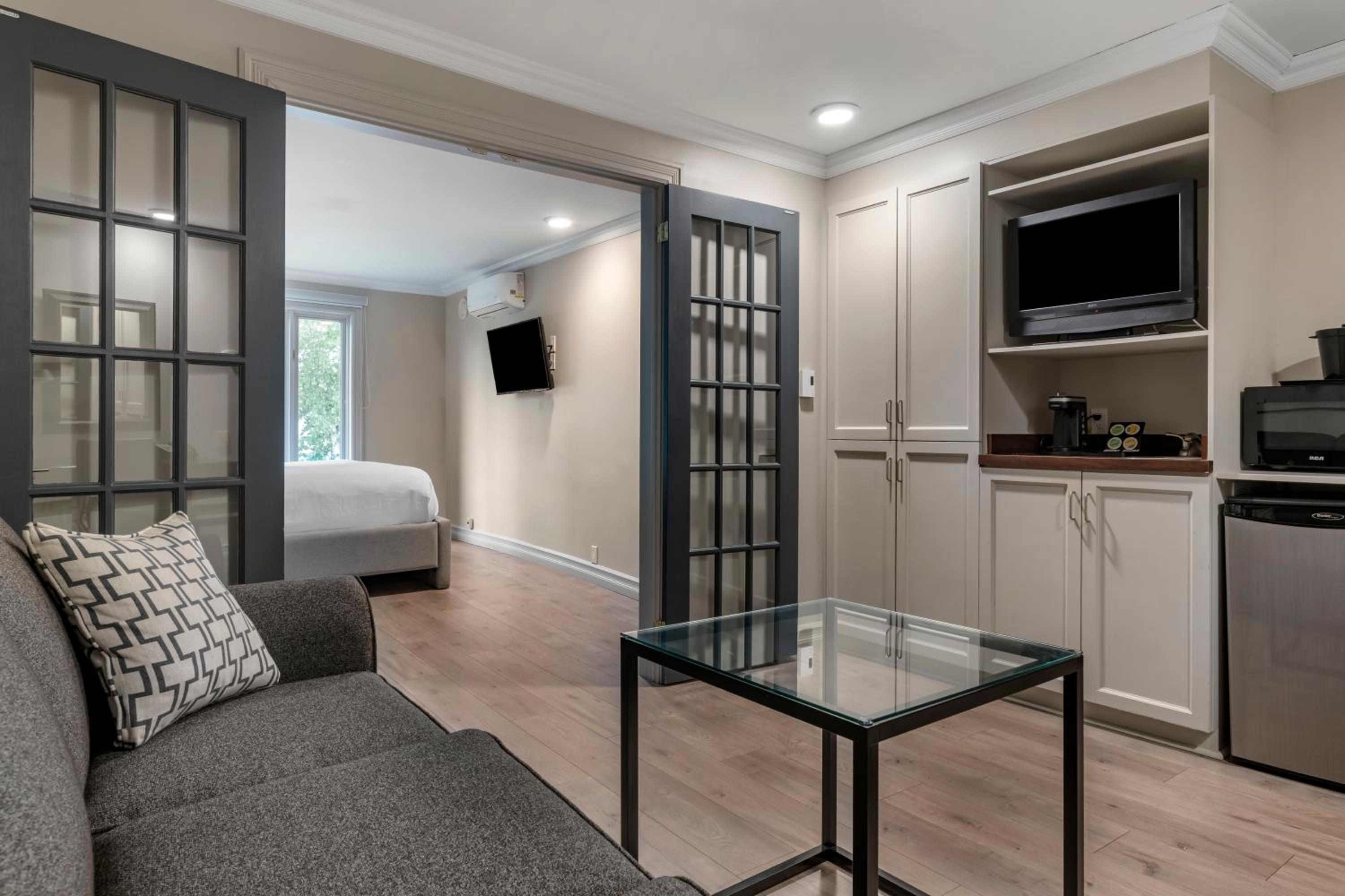 Dannys Suites, SureStay Collection by Best Western