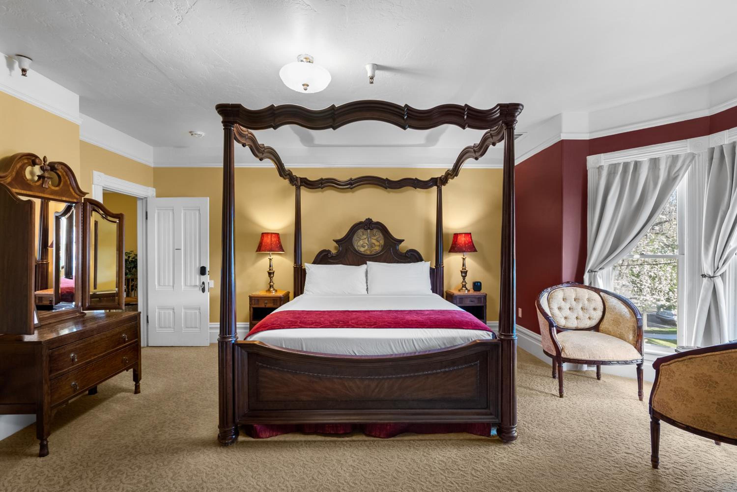 Maui Vacations - Hennessey House Bed and Breakfast - Property Image 28