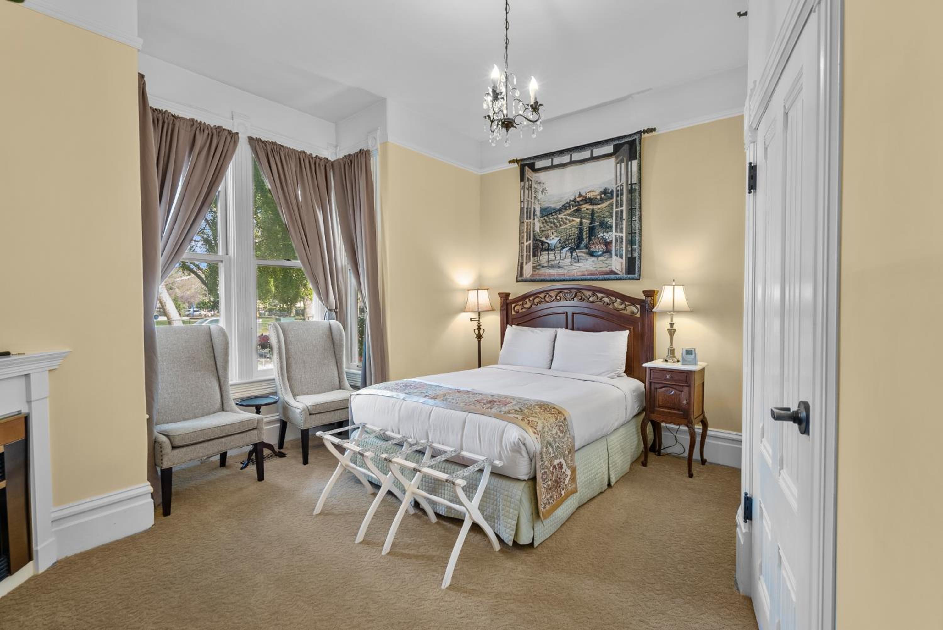 Maui Vacations - Hennessey House Bed and Breakfast - Property Image 9