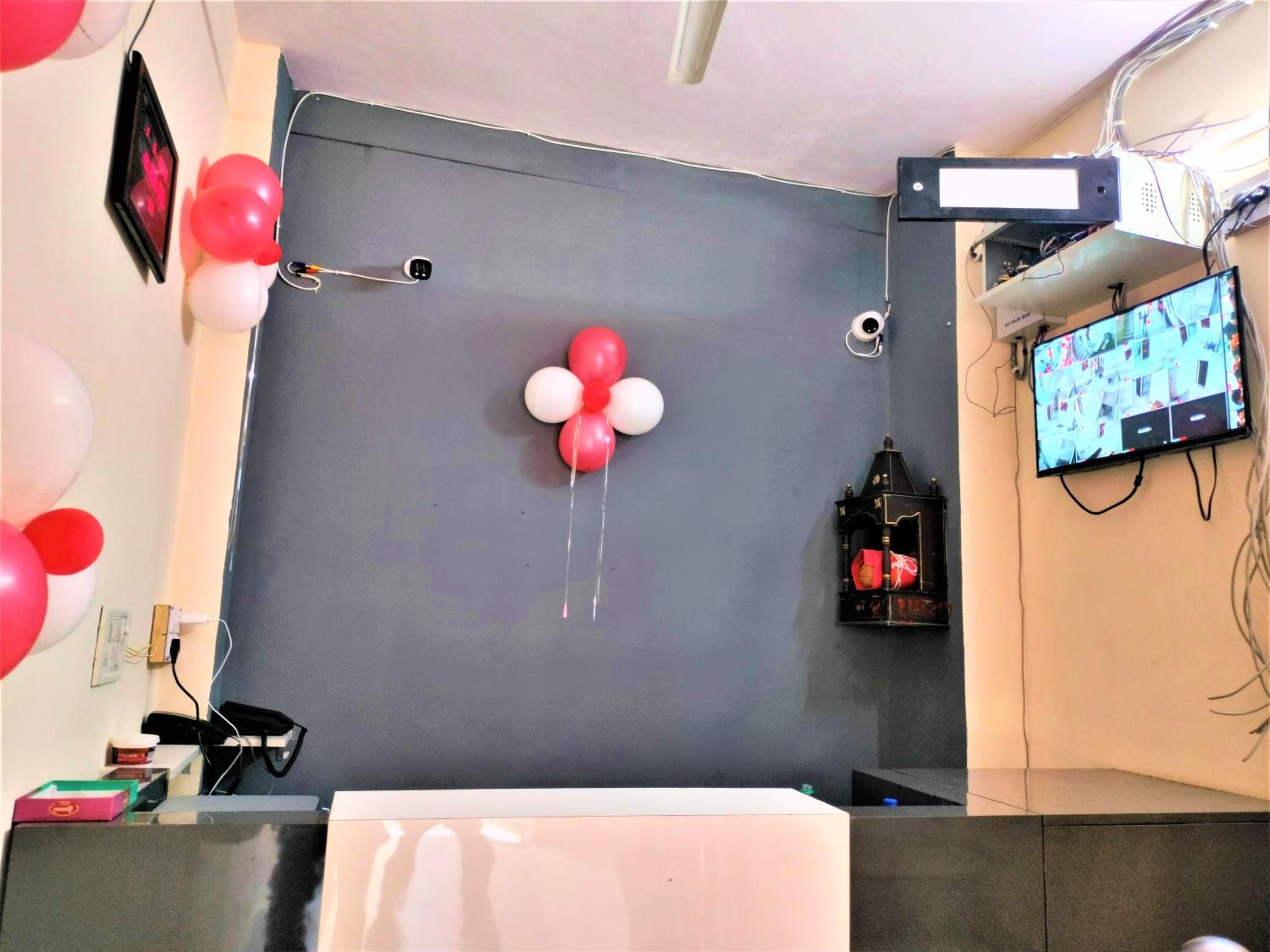 Comfort Inn Hotel,New Delhi Mayur Vihar Noida